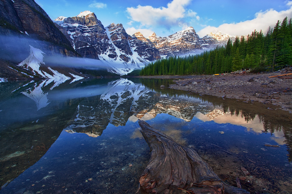 Canadian Rockies, Banff National Park, Moraine Lake, HDR