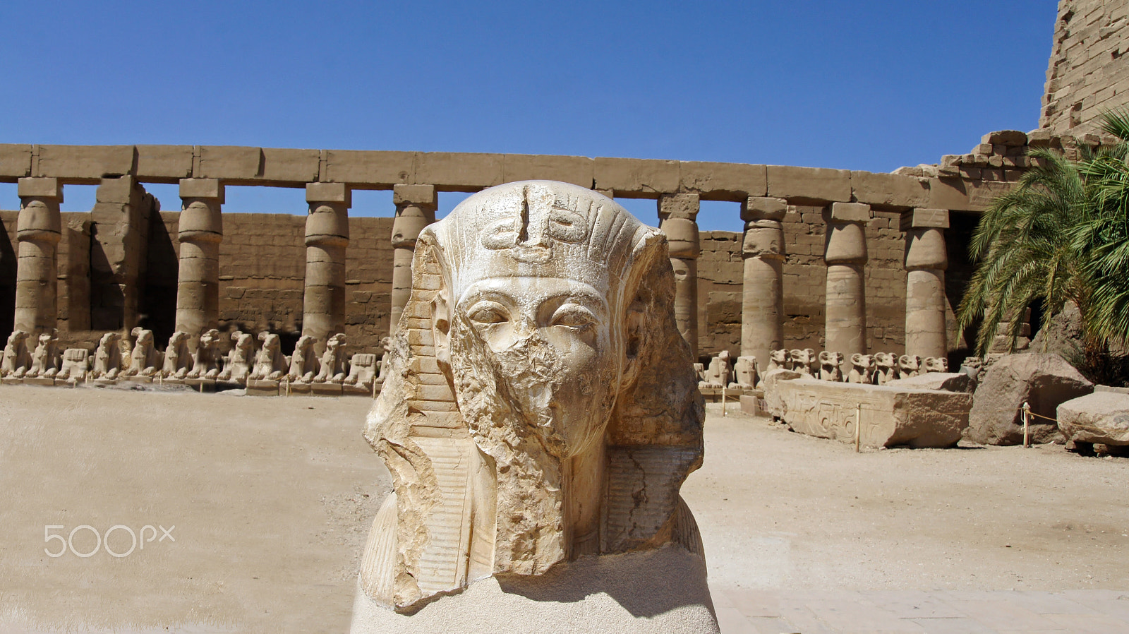 Sony Alpha NEX-3 sample photo. Temple of karnak photography