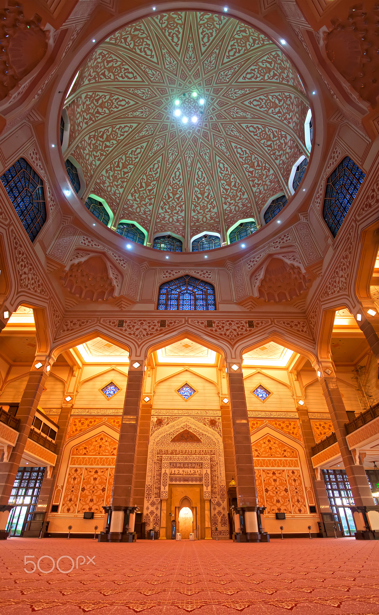 Vertorama Interior At Mosque Of PutraJaya