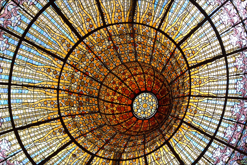 Ceiling of glass by Sam Gemmill on 500px.com
