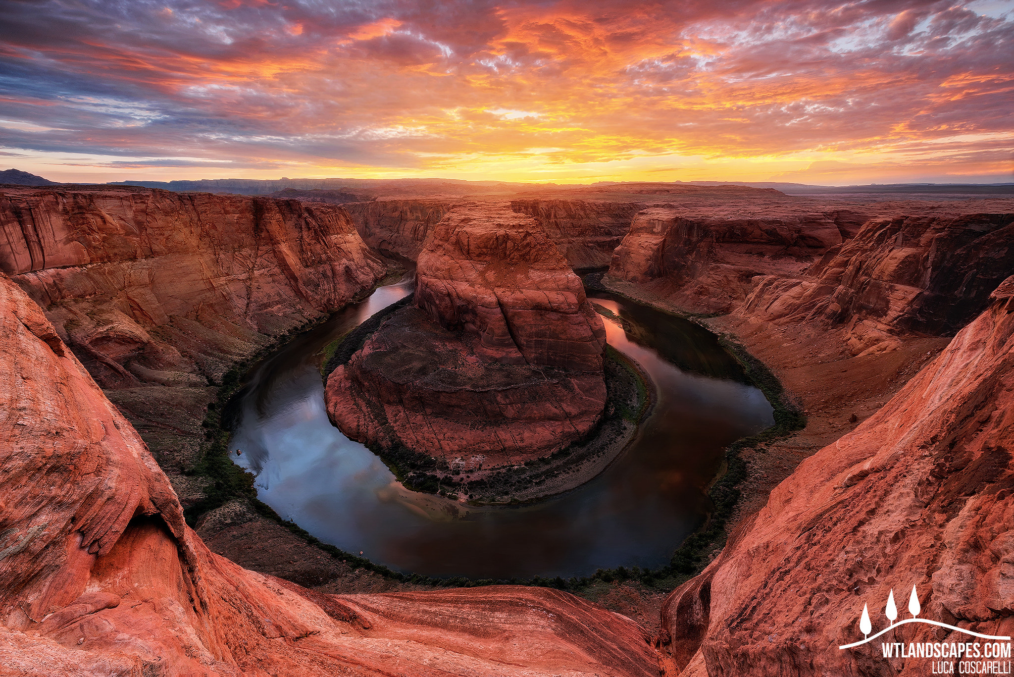 Horseshoe Bend At Sunset by Luca Coscarelli Photo 118893541 / 500px