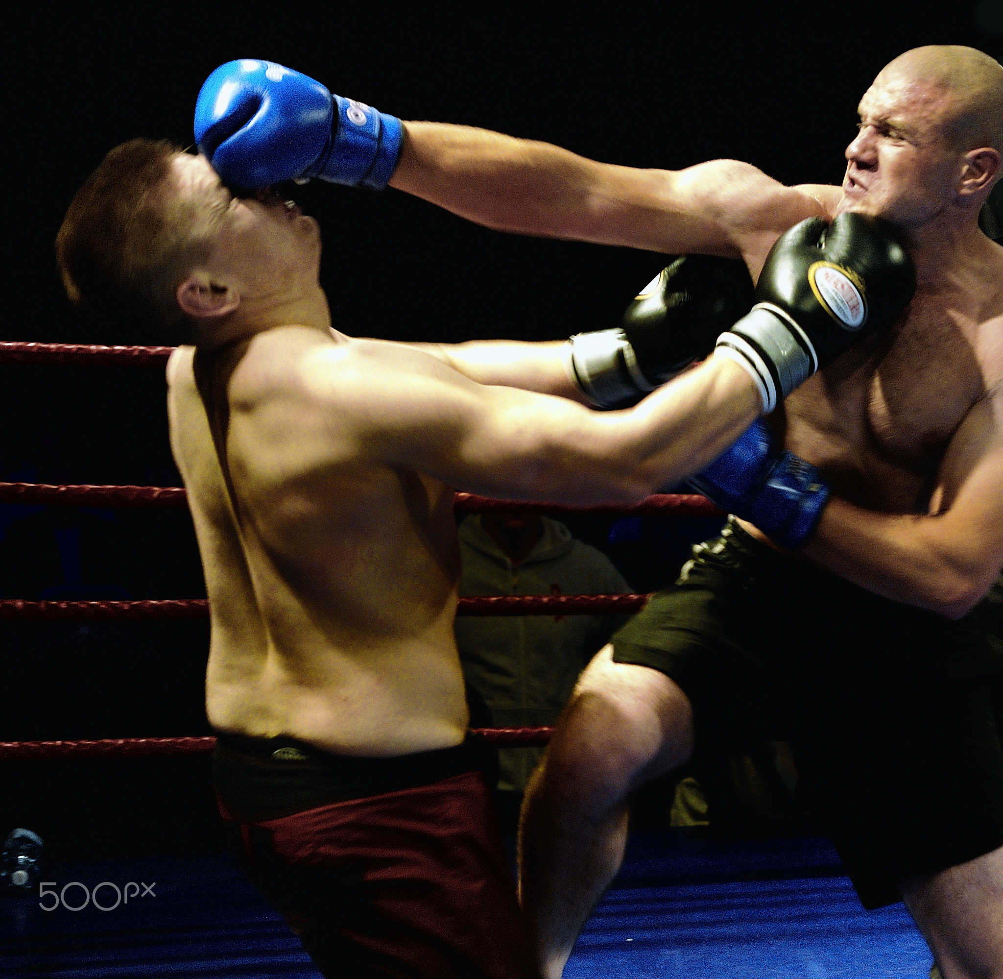 <<<>>>” style=”max-width:450px;float:left;padding:10px 10px 10px 0px;border:0px;”></p>
<h2>Где в Казахстане можно играть в VR: клубы и домашние решения: практический взгляд</h2>
<p>VR-клубы в крупных городах Казахстана предлагают оборудование и подбор игр, что удобно для новичков.  If you have any inquiries relating to where and how to make use of полезный материал – <a href=
