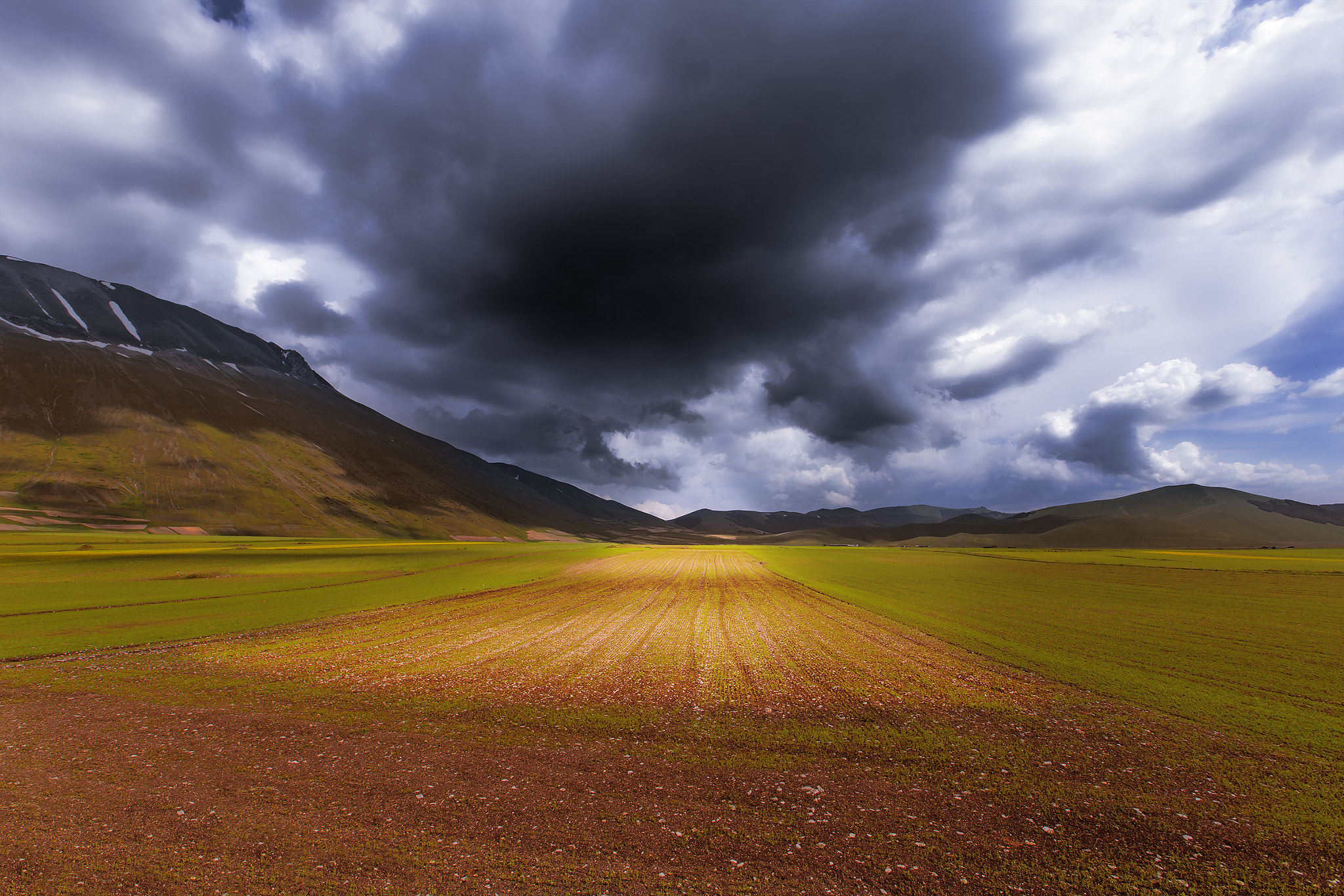 Cielo tempestoso a Castelluccio