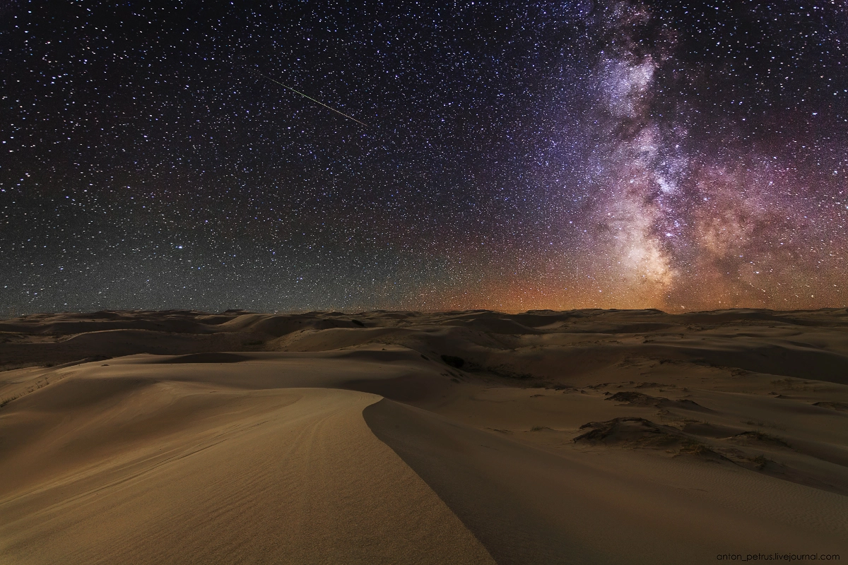 The night of Falling Stars by Anton Petrus / 500px