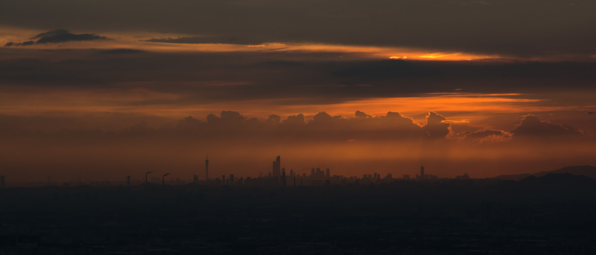 A Great City In The Sunset (21:9)