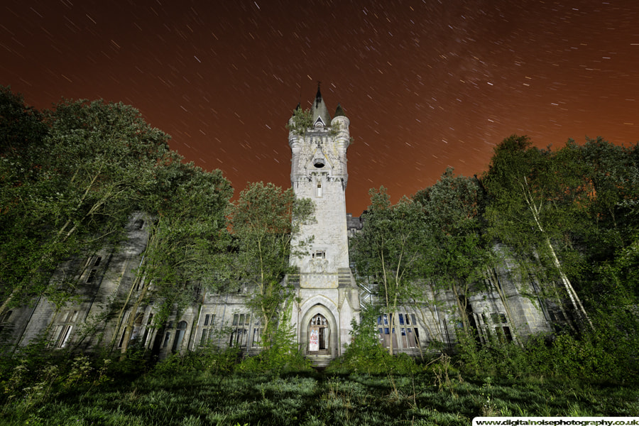 Château Miranda by Mark O'Neill on 500px.com