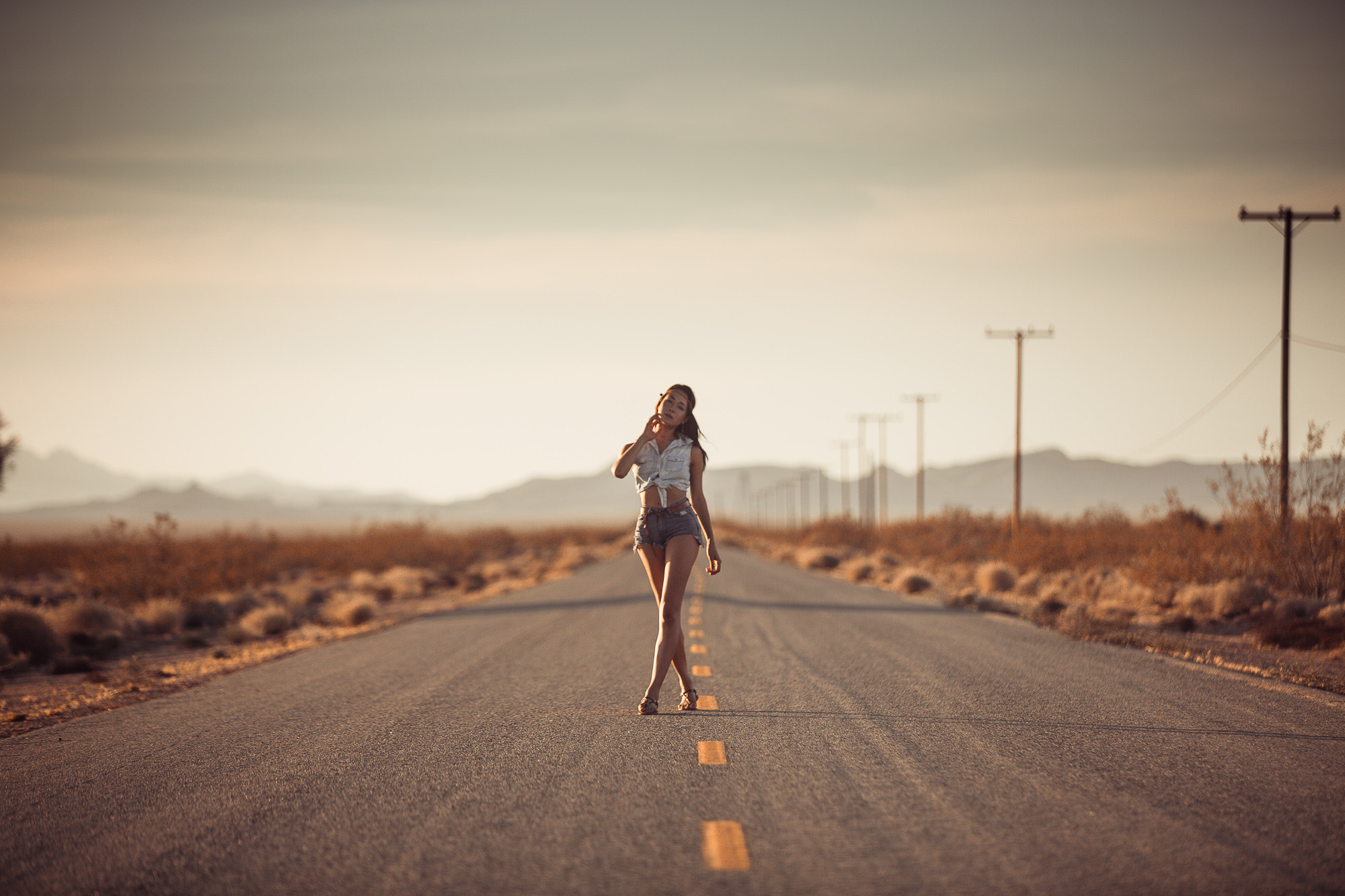 Route 66 fashion girl by Fabrice Meuwissen / 500px