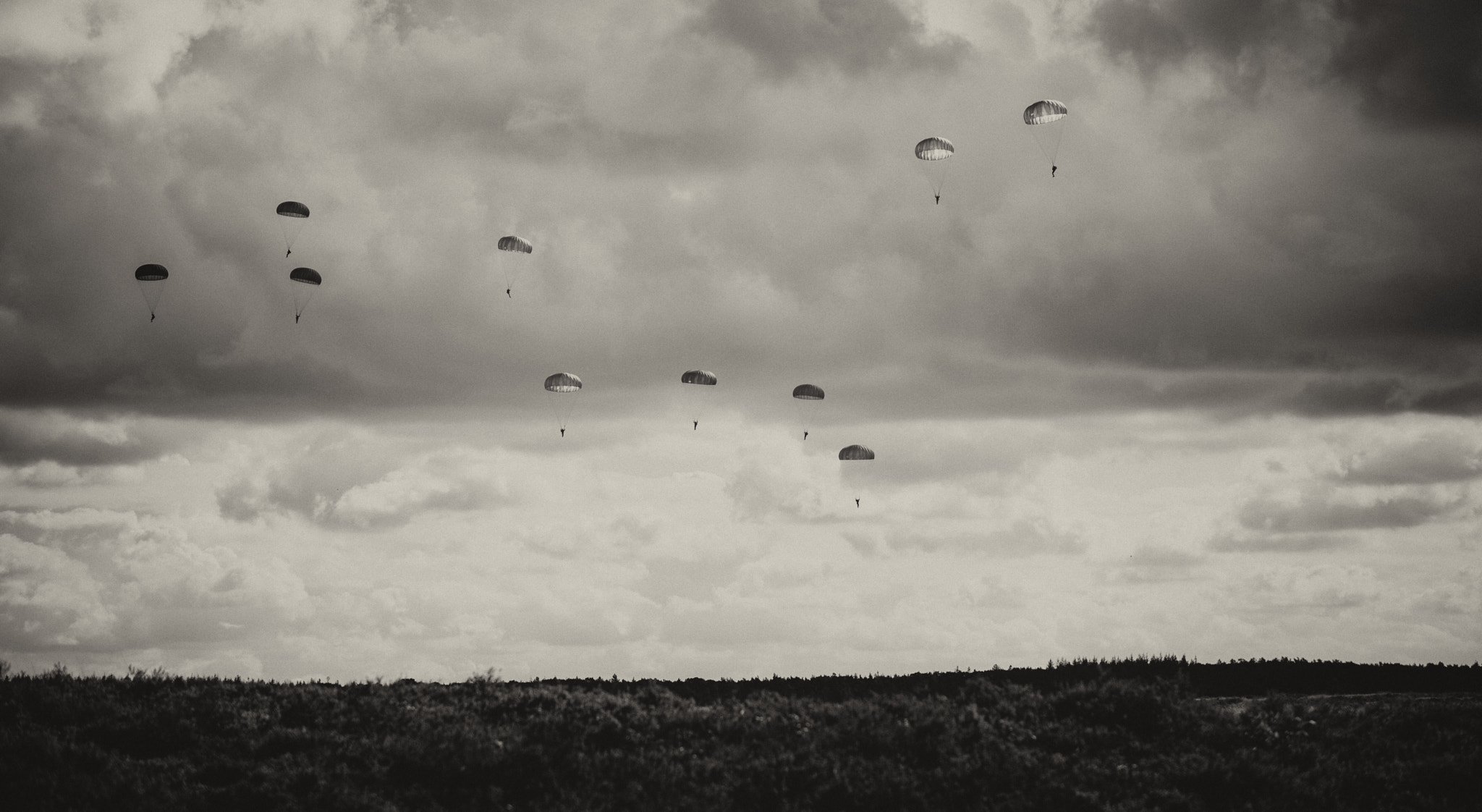Airdrop in commemoration of Operation Market Garden (WWII). Taken at Ginkel Heath, Ede, Netherlands
