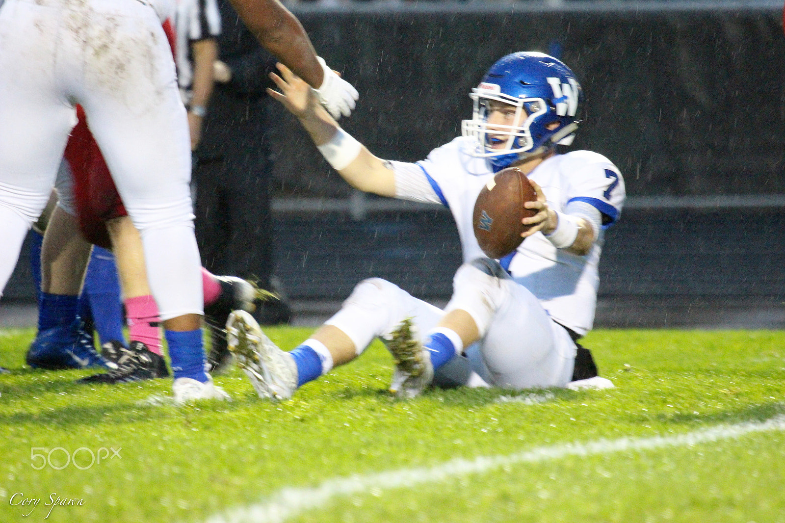 Canon EF 100-400mm F4.5-5.6L IS USM sample photo. Ponies homecoming photography
