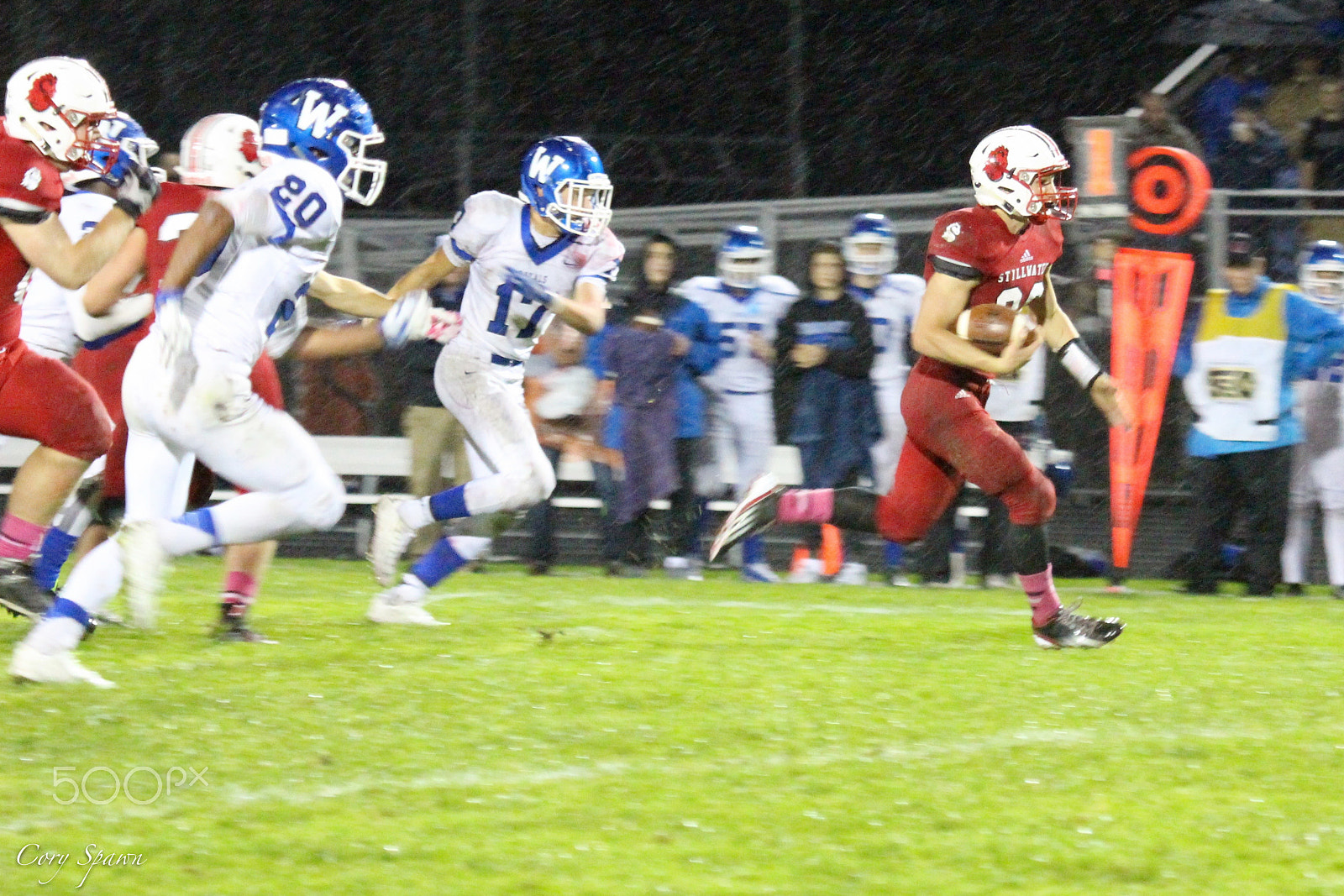 Canon EF 100-400mm F4.5-5.6L IS USM sample photo. Ponies homecoming photography