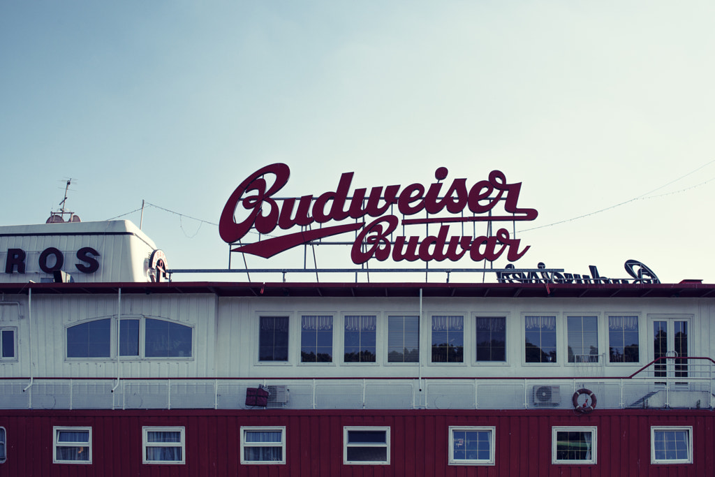 Budweiser by Frank Mitchell on 500px.com