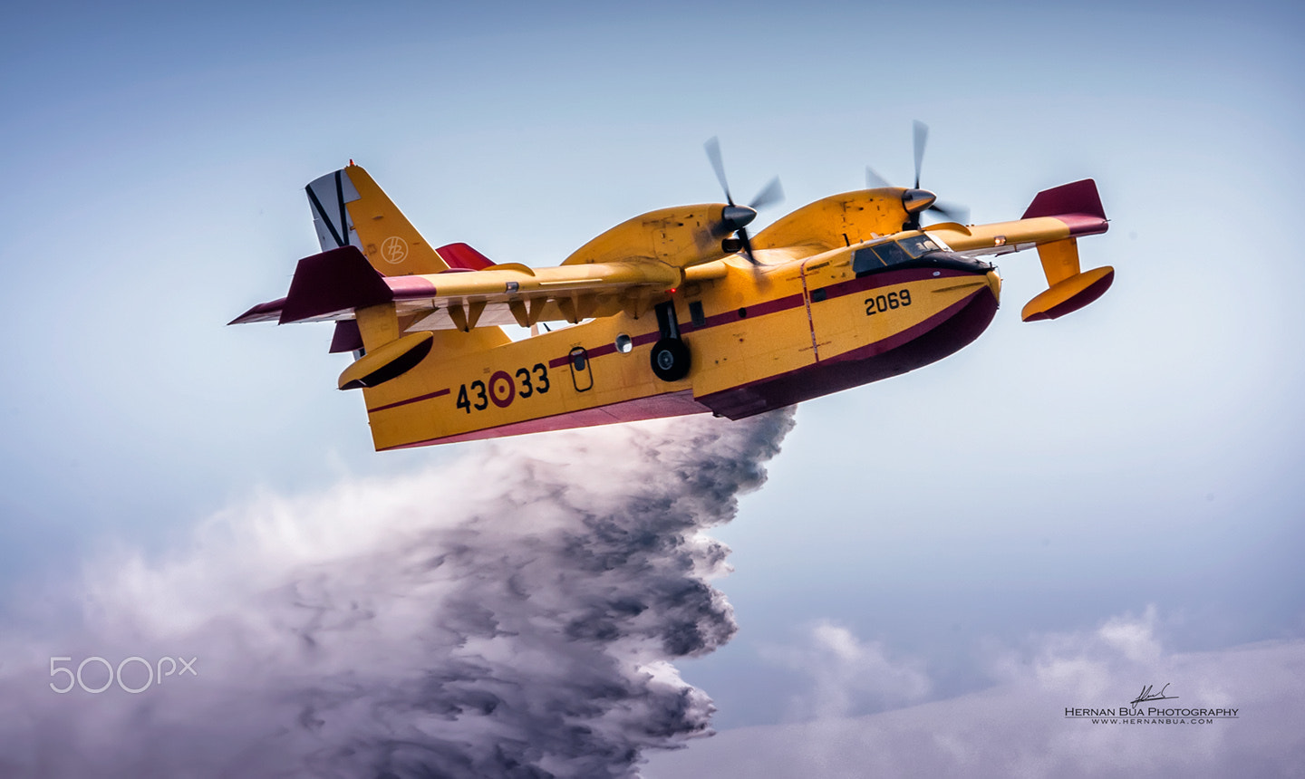 CANADAIR CL-215
