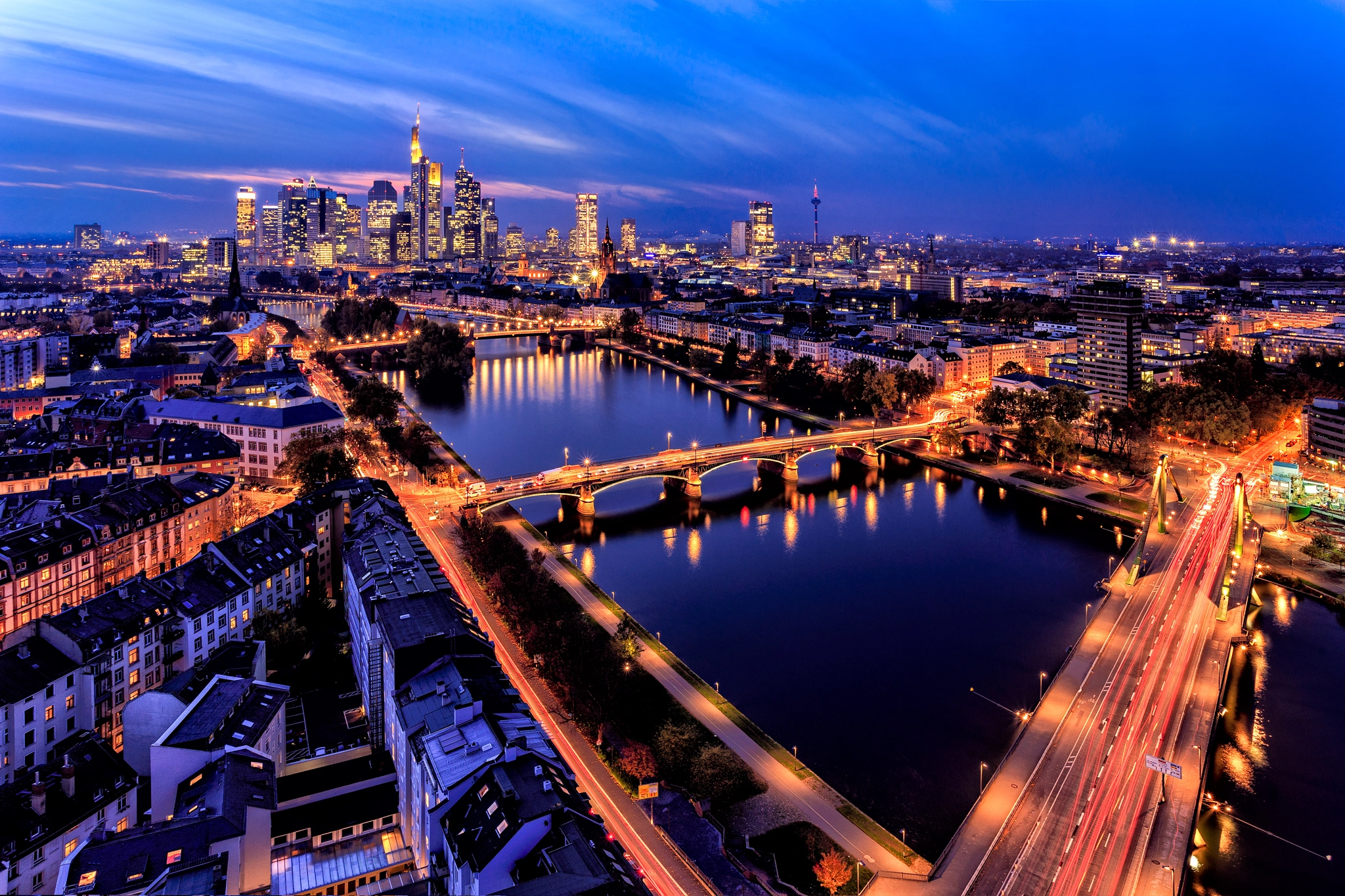 Frankfurt at Night by Stefan Klauke - Photo 127462911 / 500px