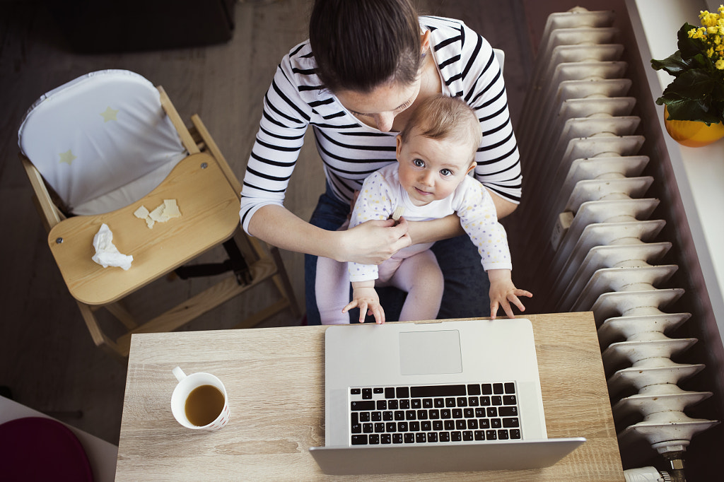 Young mother working from home by Jozef Polc on 500px.com