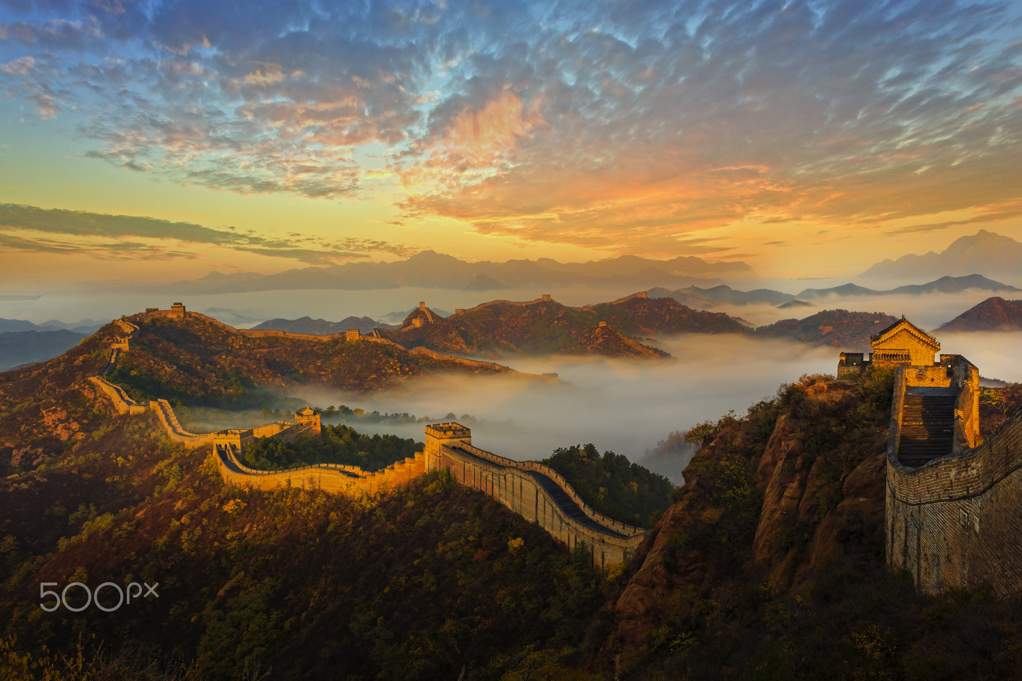 The Golden Mountain Great Wall