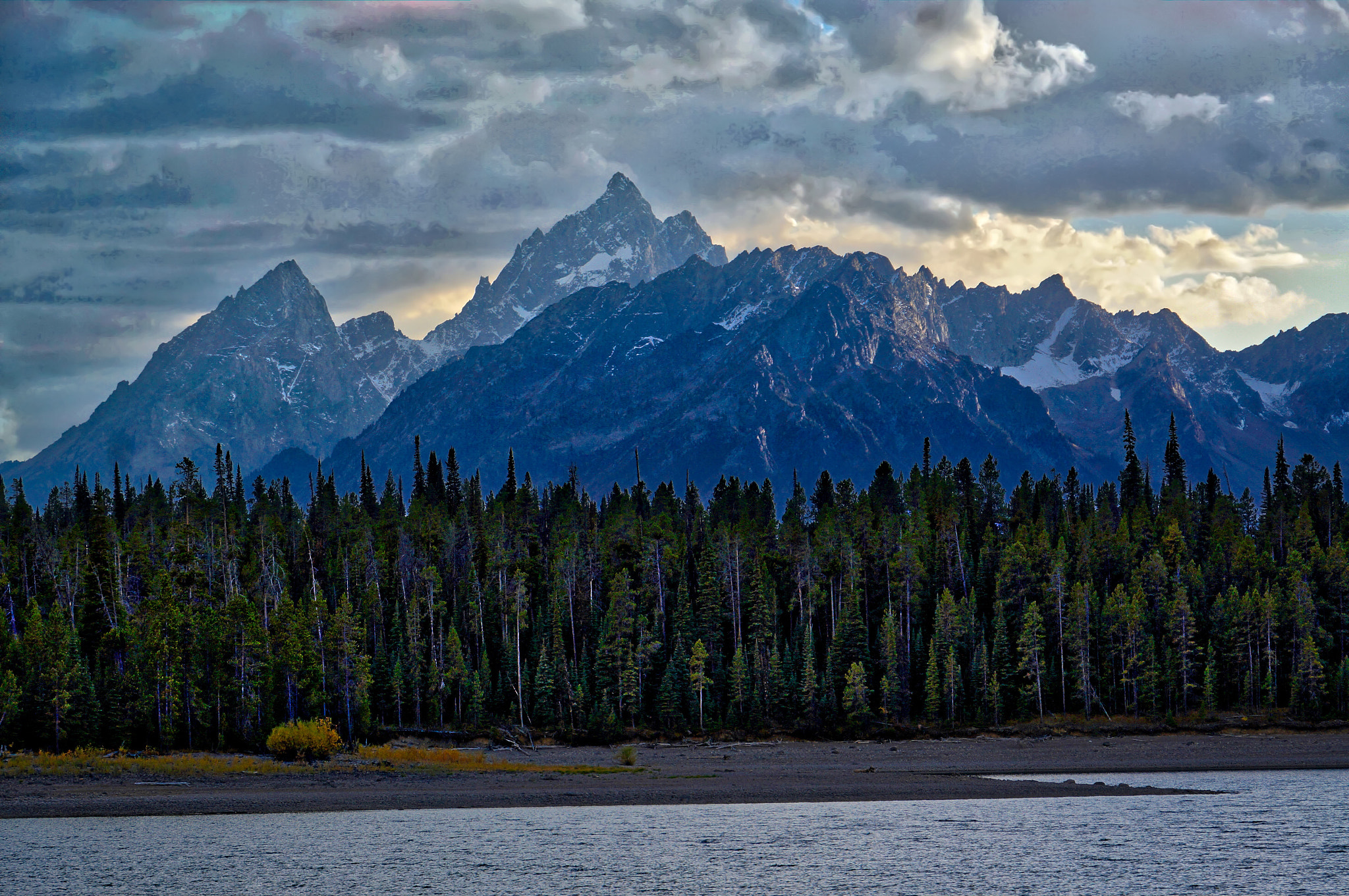 Sony E 18-200mm F3.5-6.3 OSS sample photo. Jackson lake sunset photography
