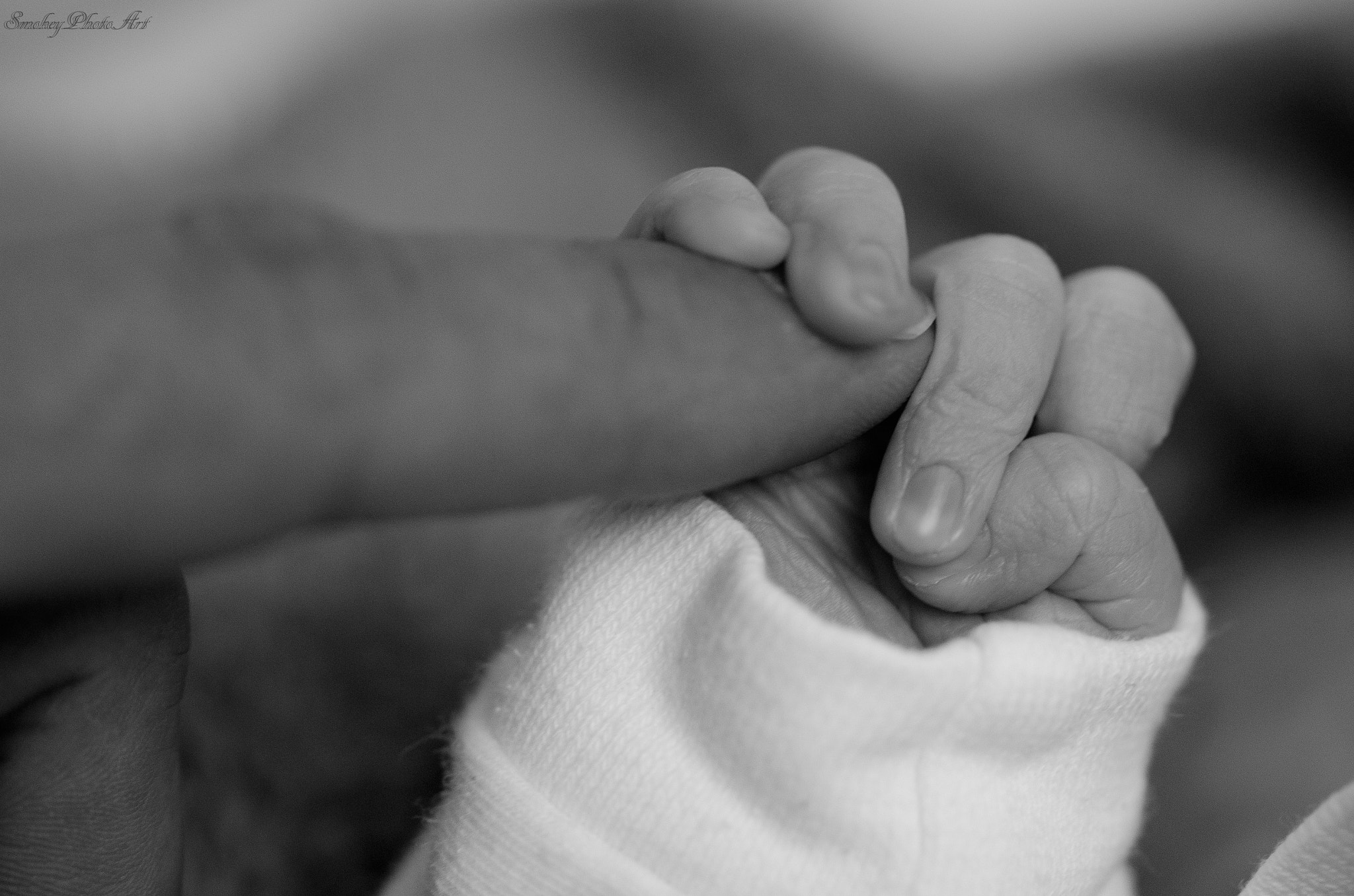 Nikon D7000 + Sigma 70mm F2.8 EX DG Macro sample photo. Father and daughter  photography