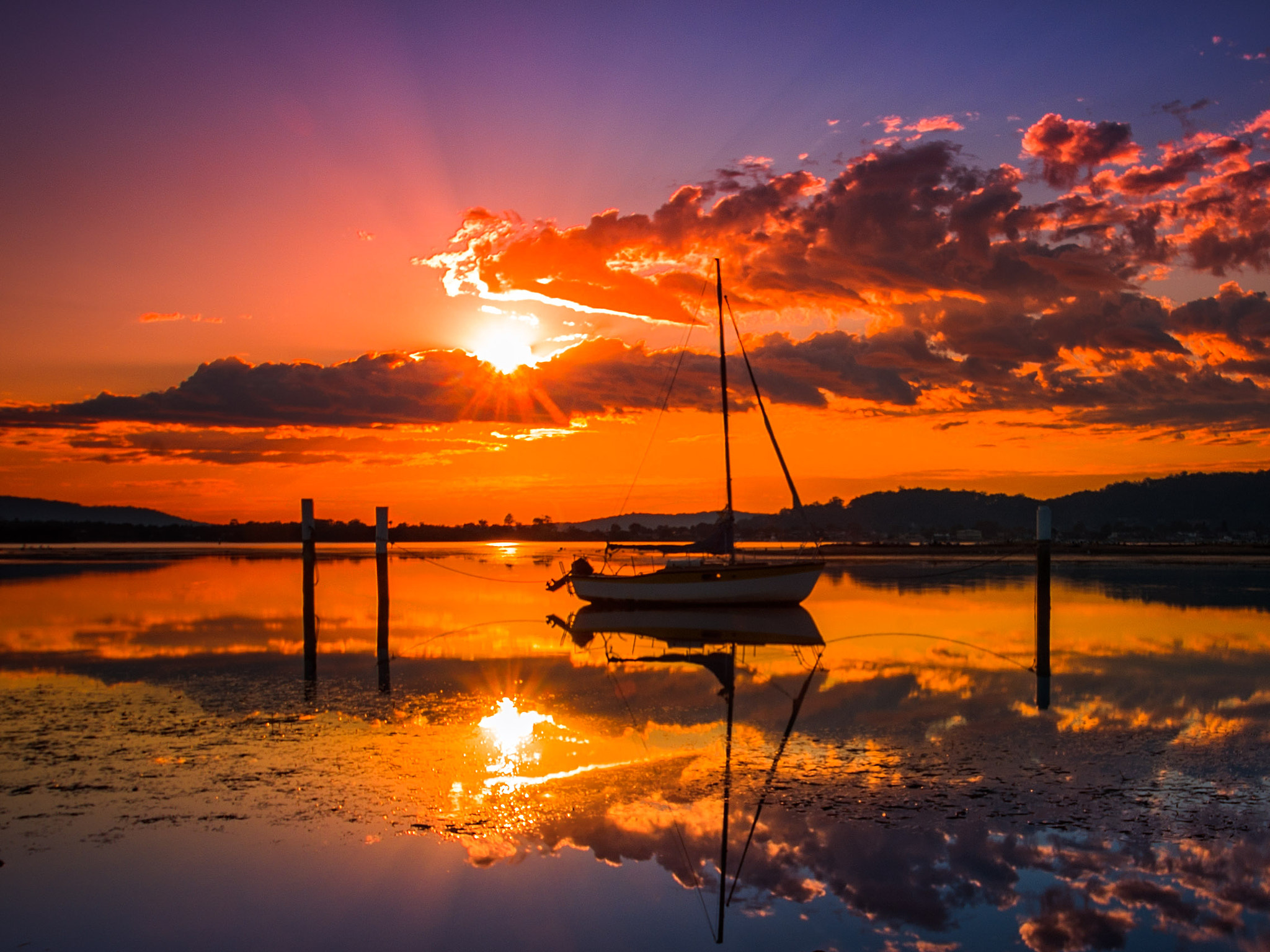 Pentax K-5 sample photo. Boat alone photography