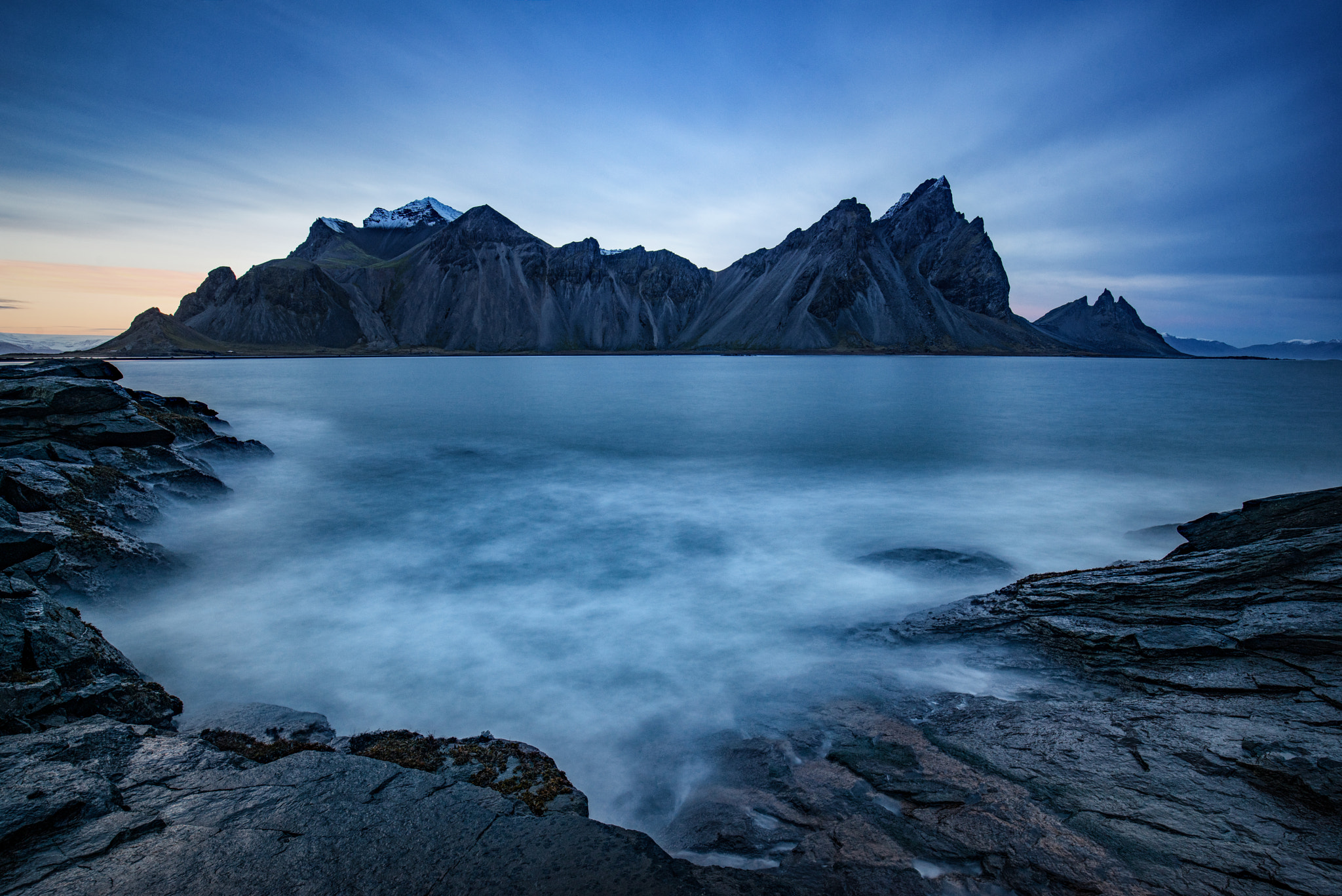 Sony a7R + Canon EF 70-200mm F2.8L IS II USM sample photo. Vestrahorn sunset photography