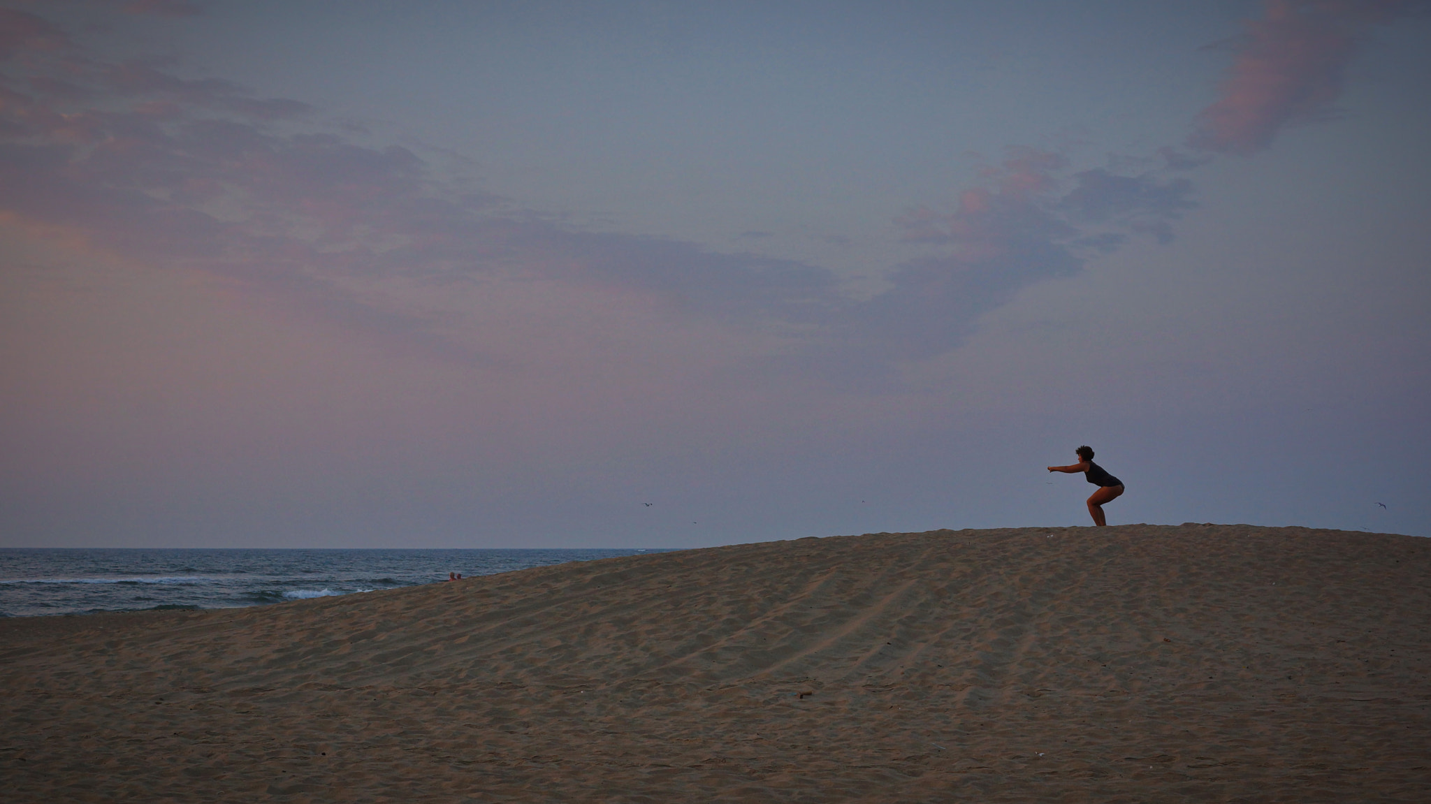 Sony SLT-A65 (SLT-A65V) + Sony DT 35mm F1.8 SAM sample photo. Morning exercises photography