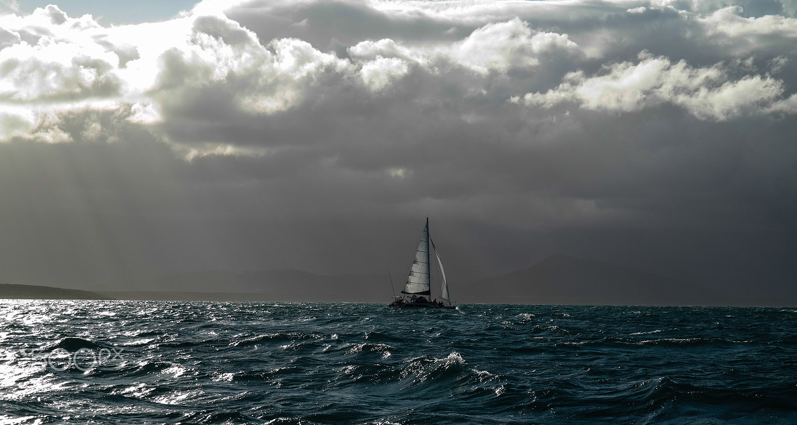 Samsung NX30 + NX 18-55mm F3.5-5.6 sample photo. True freedom photography