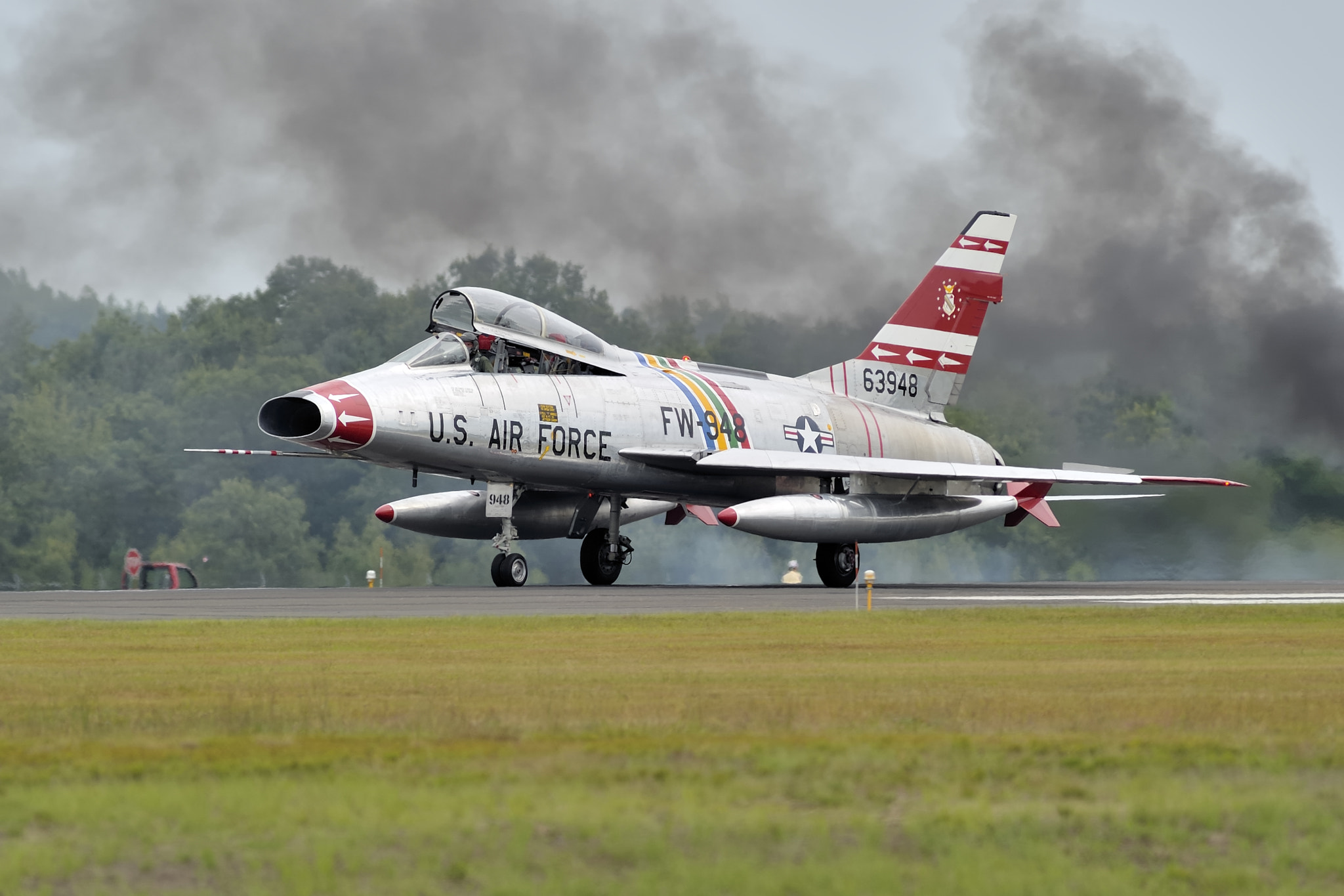 AF Nikkor 300mm f/2.8 IF-ED N sample photo. North american f-100f super sabre n2011v photography