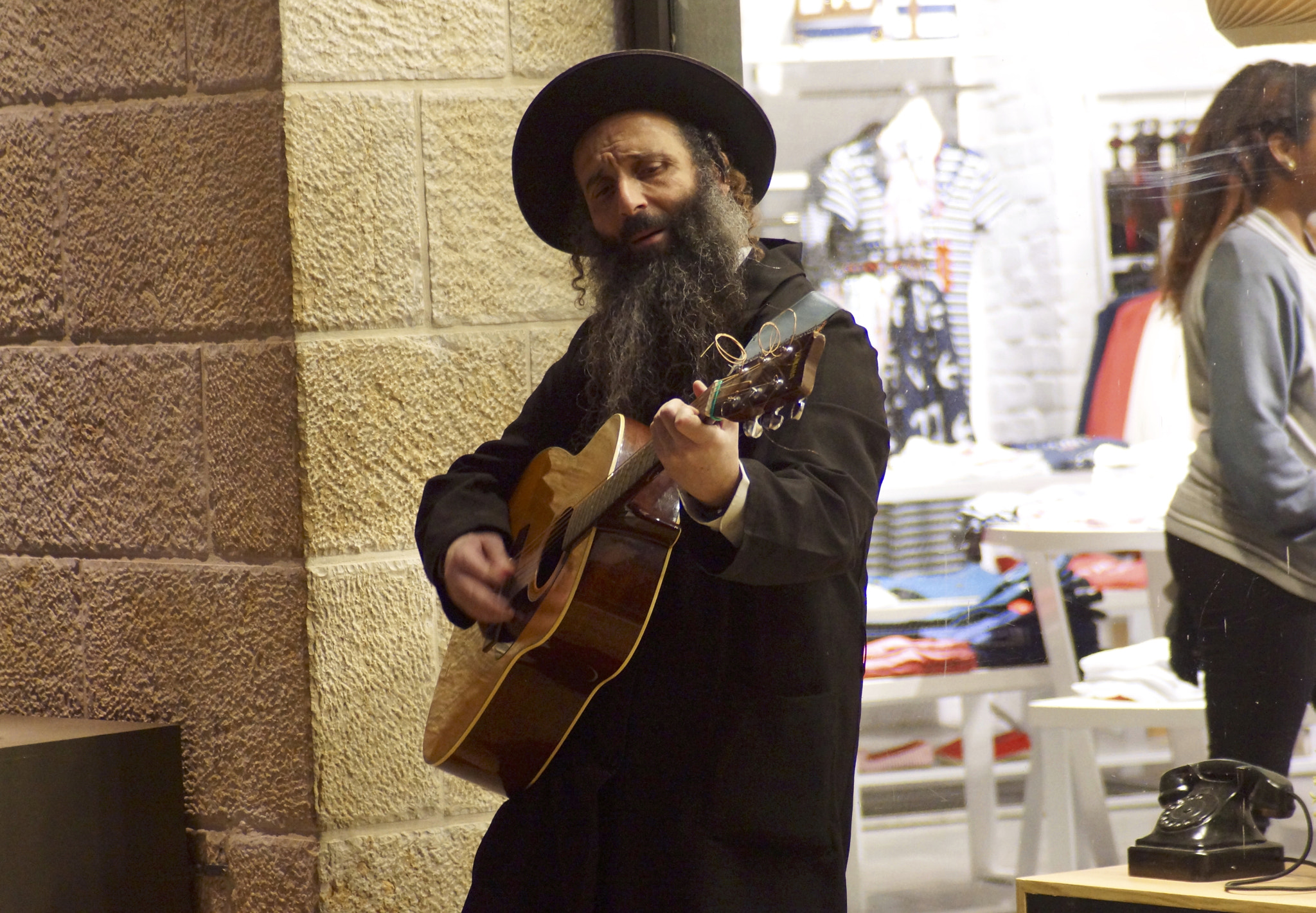 Minolta/Sony AF 24-105mm F3.5-4.5 (D) sample photo. Jewish song photography