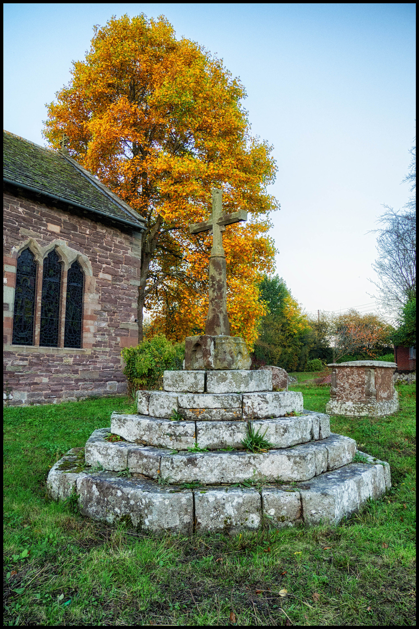 Olympus OM-D E-M10 sample photo. Weobley churchyard photography