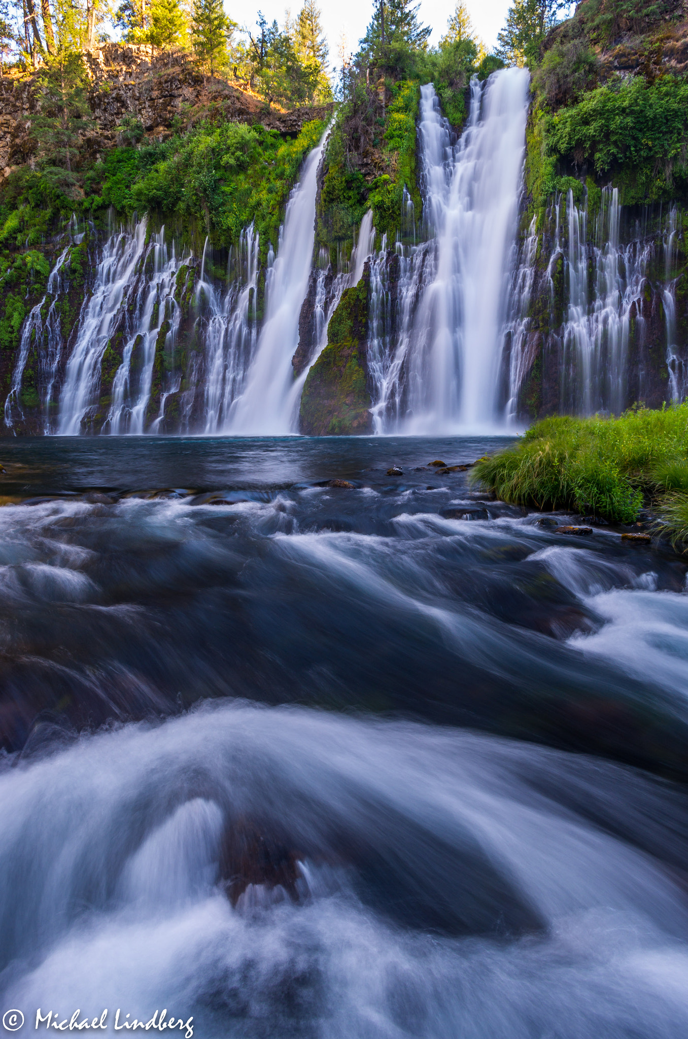 Pentax K-5 IIs sample photo. Liquid logic photography