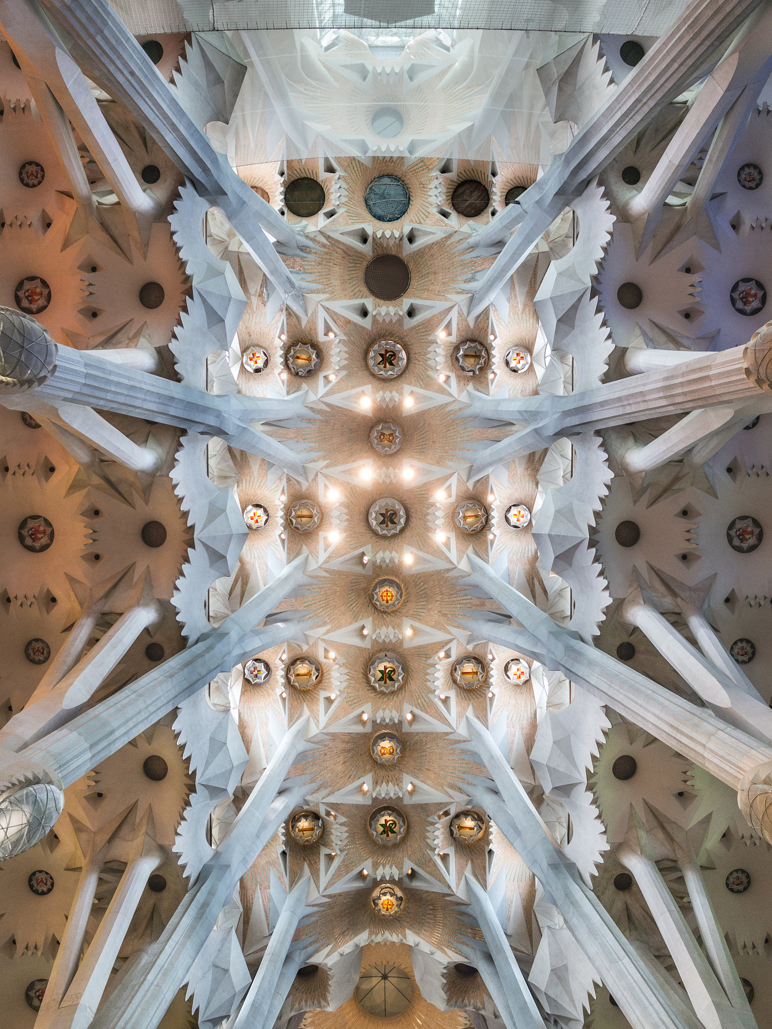 Panasonic Lumix DMC-G5 + LEICA DG SUMMILUX 15/F1.7 sample photo. La sagrada familia, barcelona photography