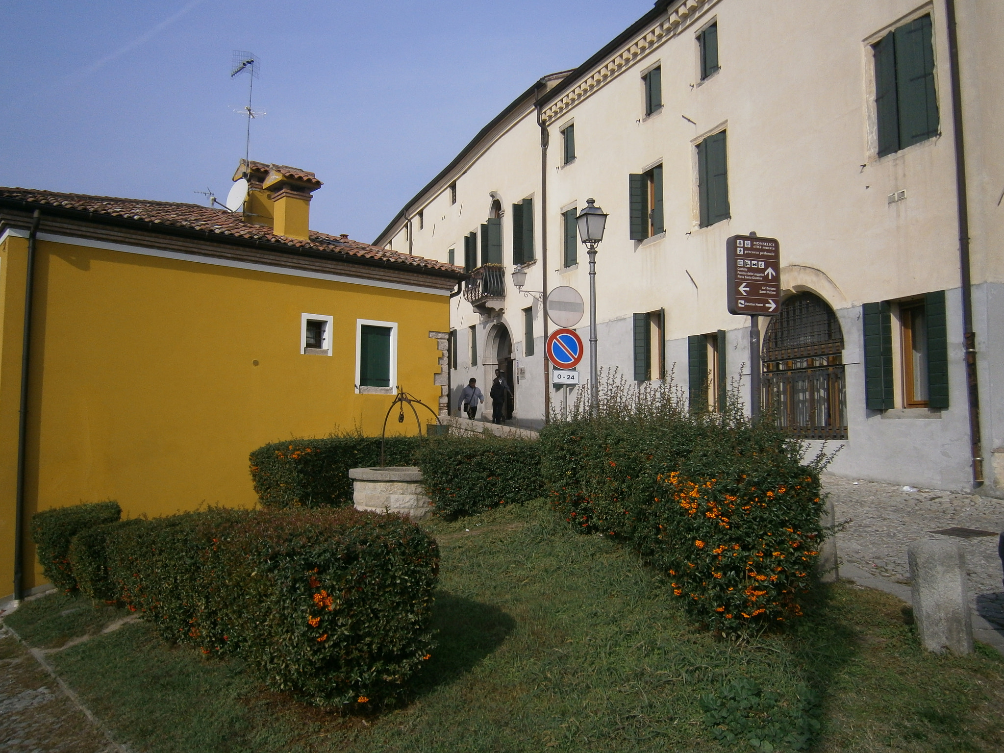 Olympus VG120,D705 sample photo. Monselice (pd) - italy photography