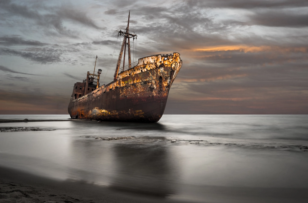 Shipwreck by ilias beros / 500px