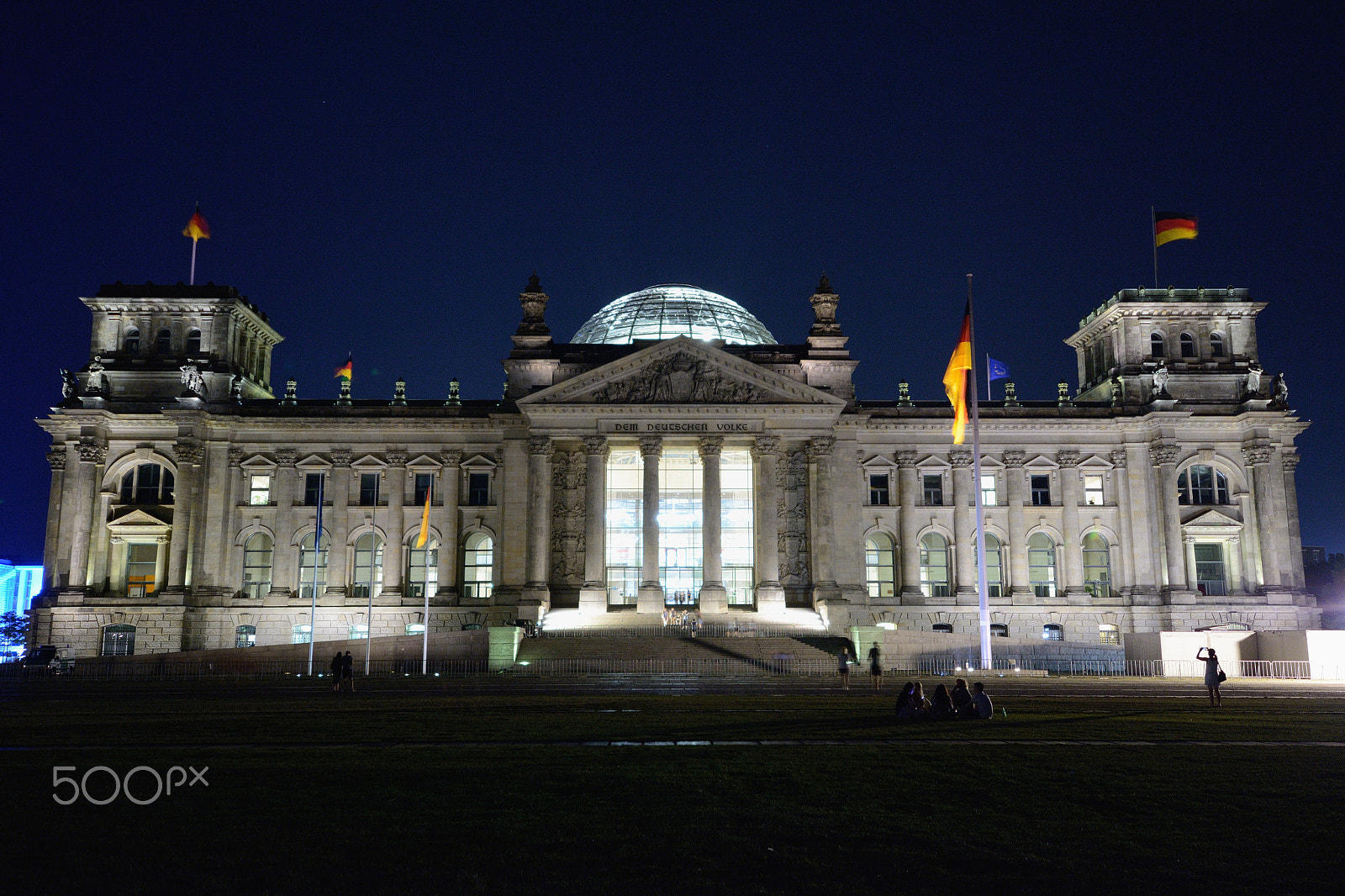 Sigma 12-24mm F4.5-5.6 II DG HSM sample photo. Reichstag photography