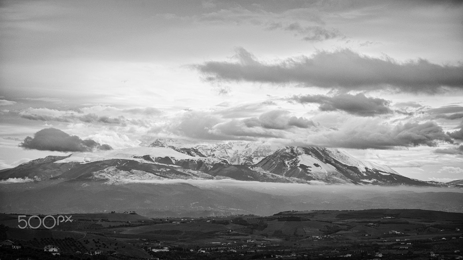Nikon D100 sample photo. Majella bw photography