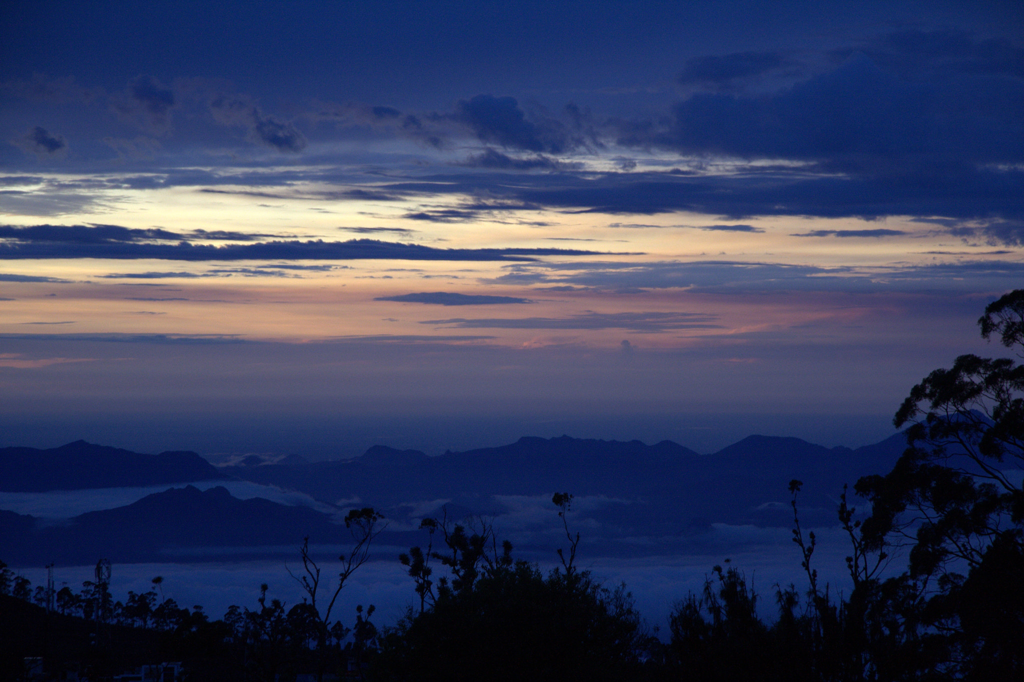 Canon EF-S 17-85mm F4-5.6 IS USM sample photo. How sweet the morning air is photography