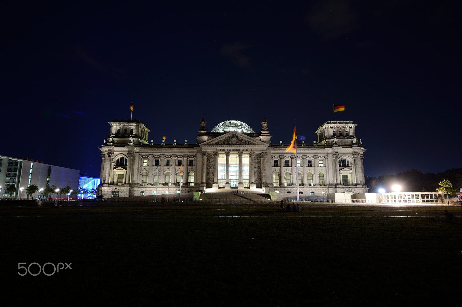 Sigma 12-24mm F4.5-5.6 II DG HSM sample photo. Reichstag photography