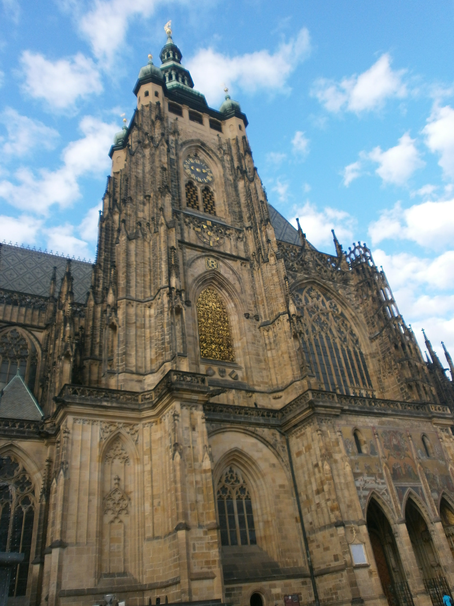 Olympus VG150,D735 sample photo. Prague photography