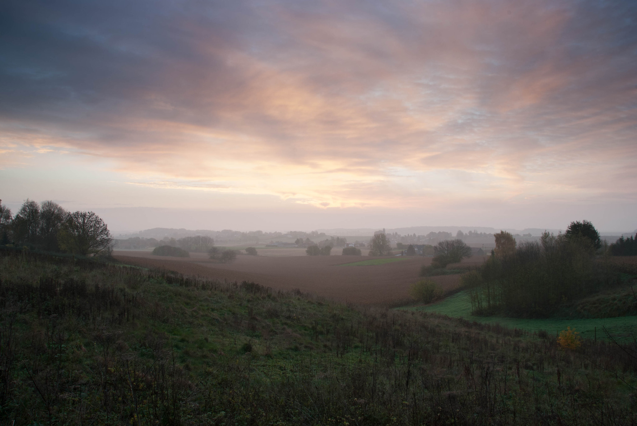 Sigma 18-250mm F3.5-6.3 DC Macro OS HSM sample photo. Sunrise_leefdaal_20151105 photography