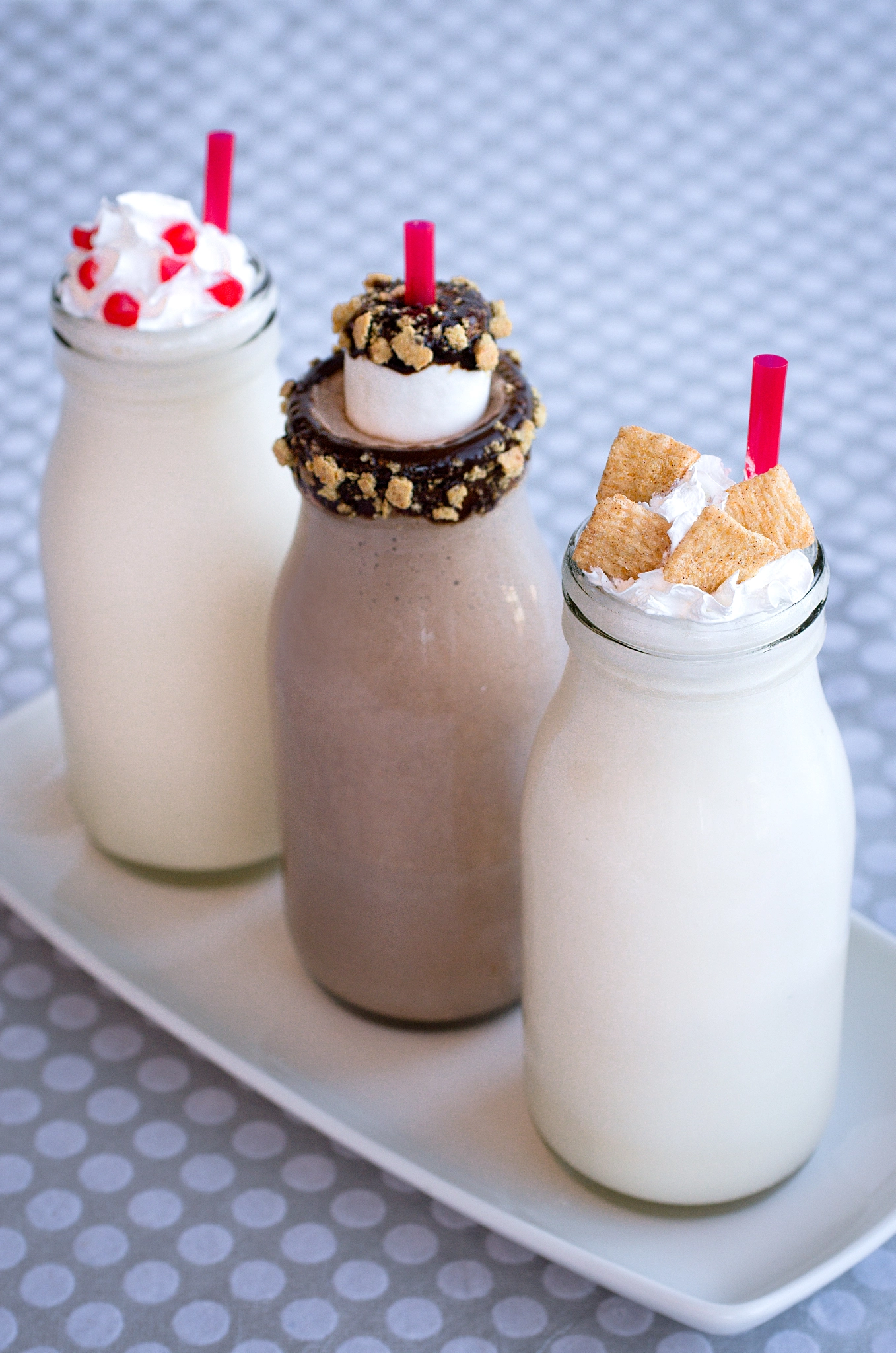 Nikon D7000 + Sigma 50mm F2.8 EX DG Macro sample photo. Levy restaurants adult milkshake trio photography