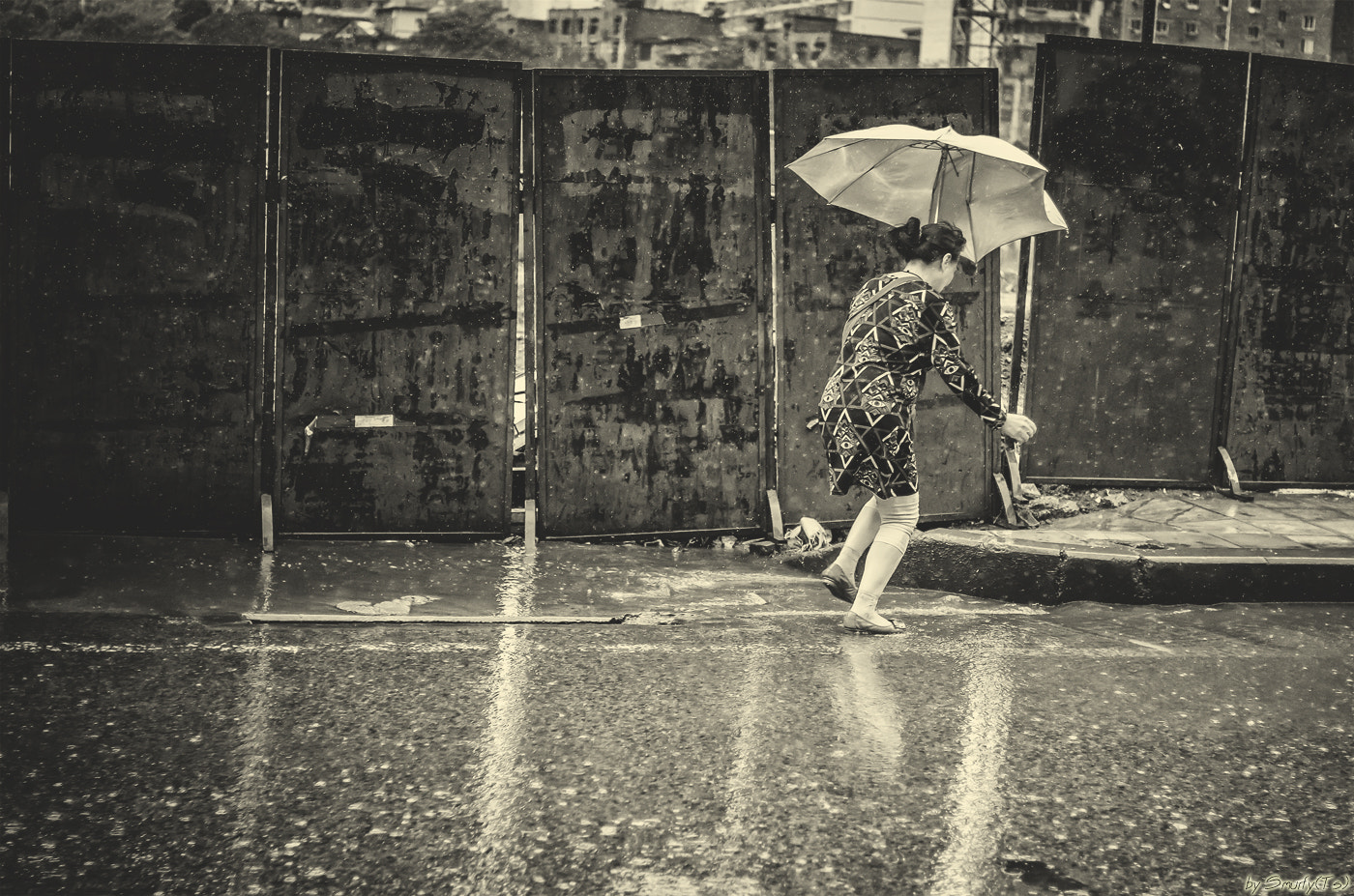 Pentax K-5 IIs + Pentax smc FA 43mm F1.9 Limited sample photo. Street 379# rainy day photography