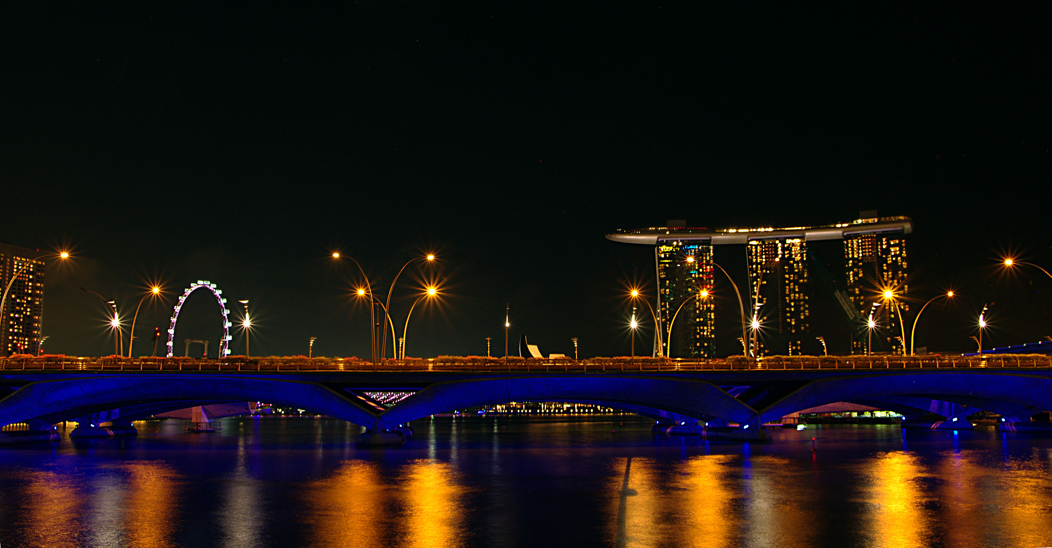 Pentax smc DA 17-70mm F4.0 AL (IF) SDM sample photo. Singapore... photography