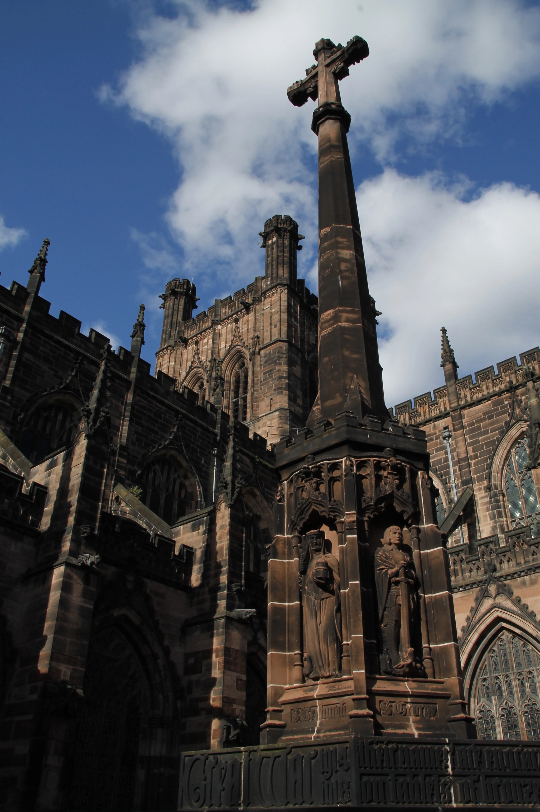 Sigma 18-200mm f/3.5-6.3 DC OS sample photo. Chester cathedral photography