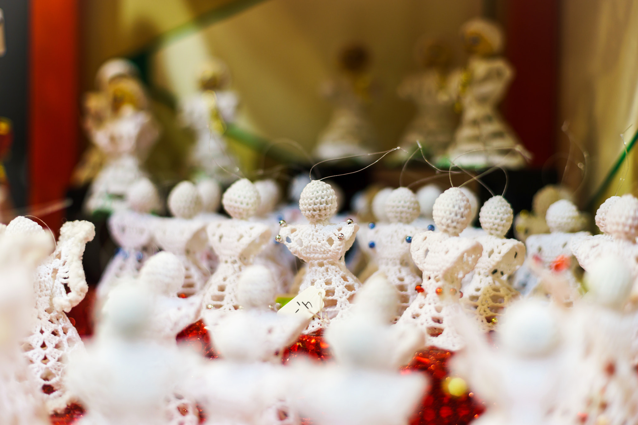 Sony a99 II + Minolta AF 50mm F1.4 [New] sample photo. Traditional christmas market with handmade souvenirs photography