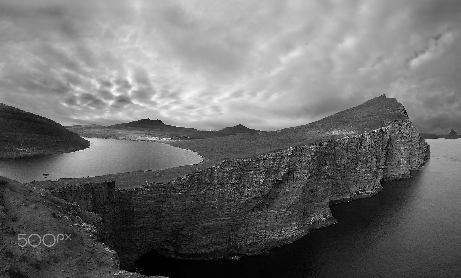Pentax K-5 sample photo. Traelanipa, faroe islands photography