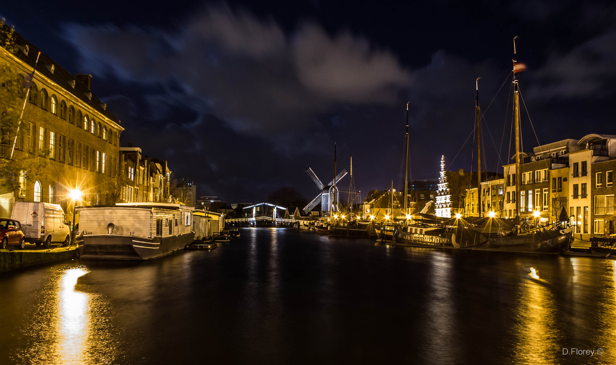 Canon EF-S 18-55mm F3.5-5.6 sample photo. Leiden photography