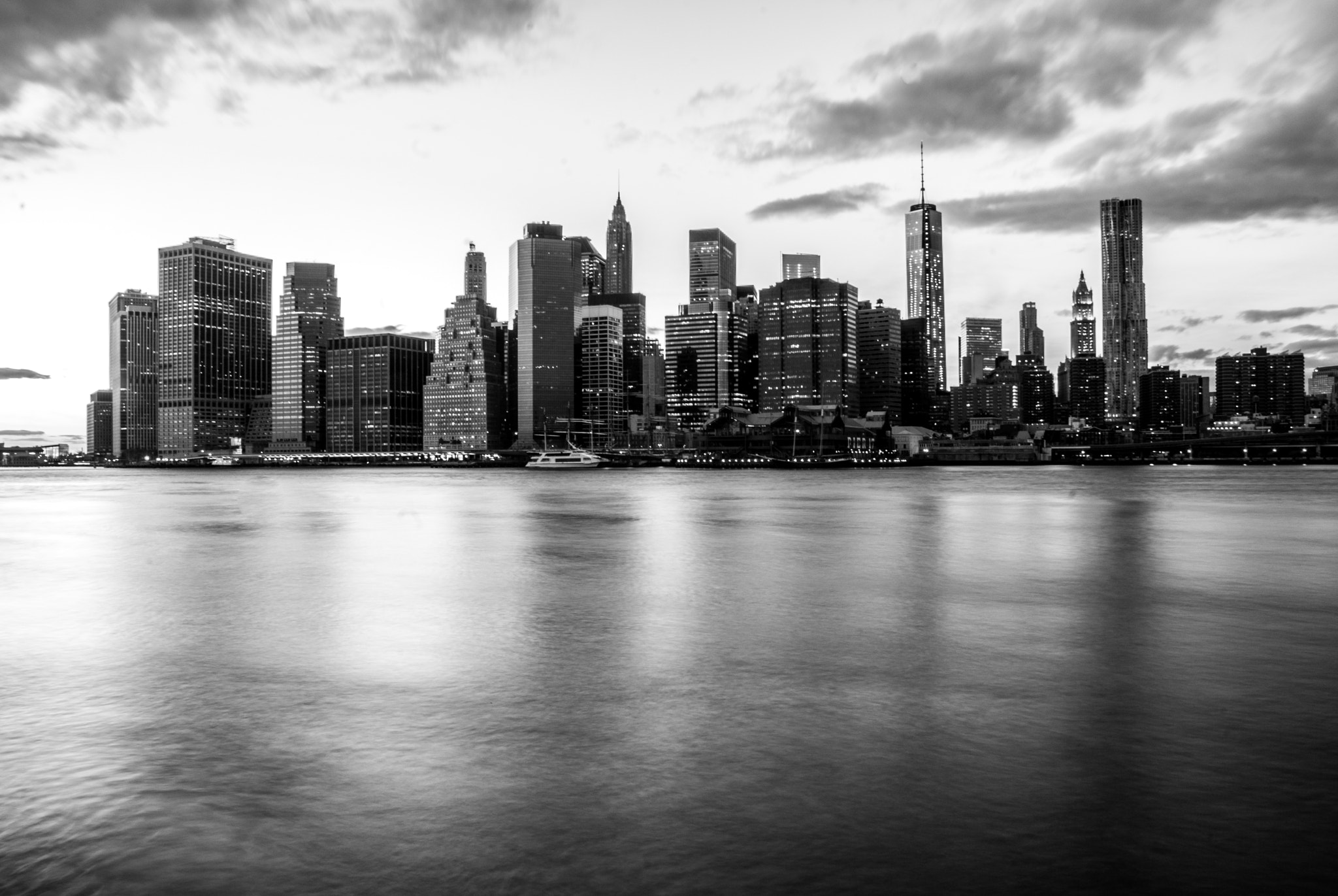 Sigma 17-70mm F2.8-4 DC Macro OS HSM | C sample photo. Manhattan - ny photography