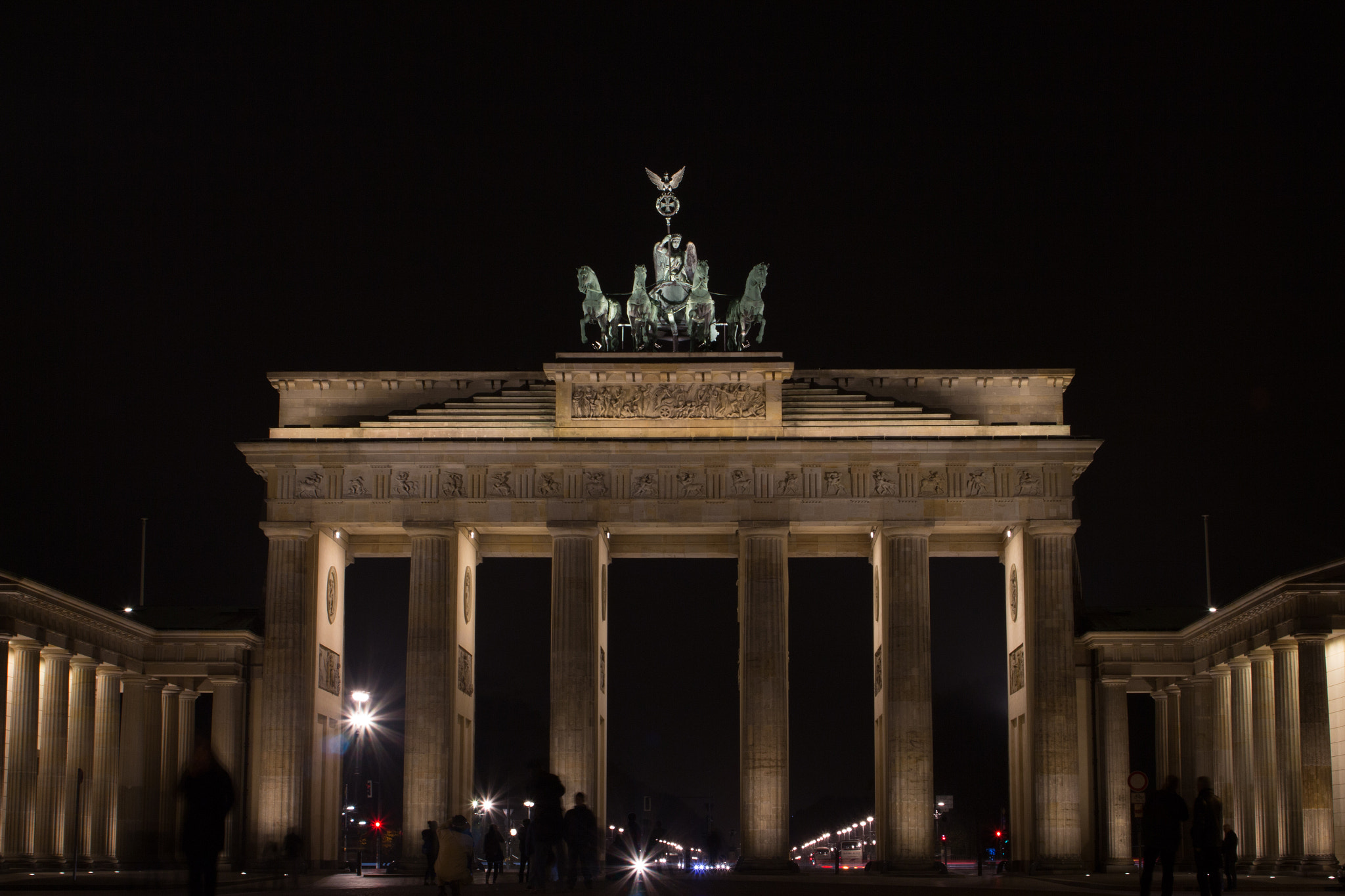Canon EF 28-80mm f/3.5-5.6 USM sample photo. Brandenburg tor photography