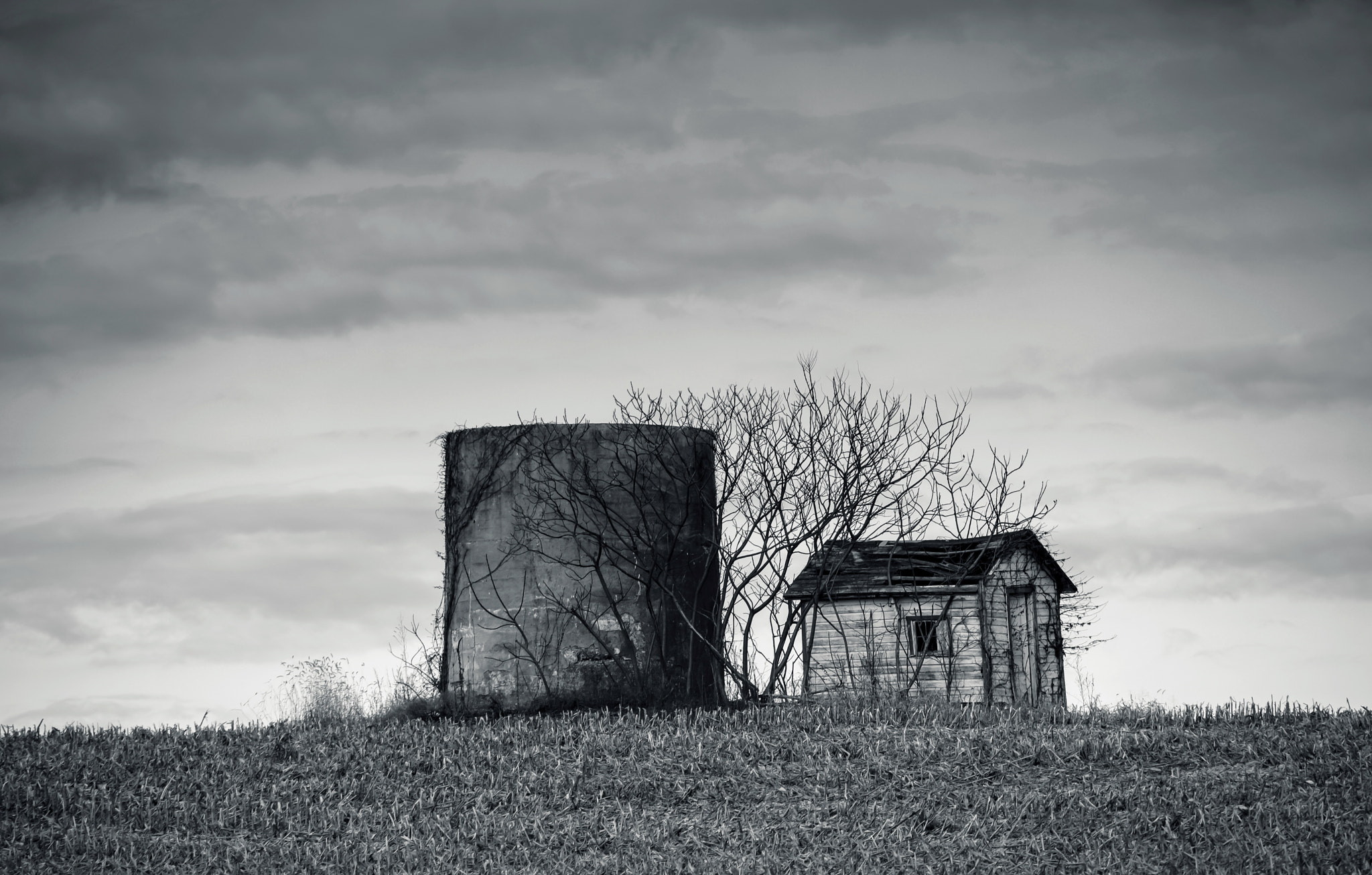 Samsung NX500 + NX 50-200mm F4-5.6 sample photo. Abandoned photography