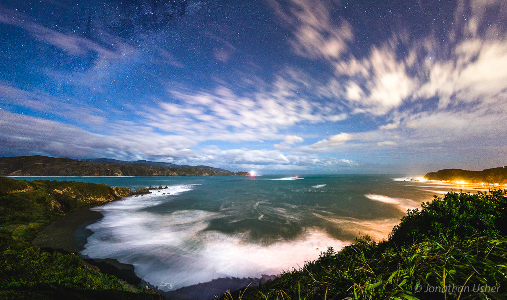 Samyang 12mm F2.8 ED AS NCS Fisheye sample photo. Milky way by moonlight - breaker bay photography