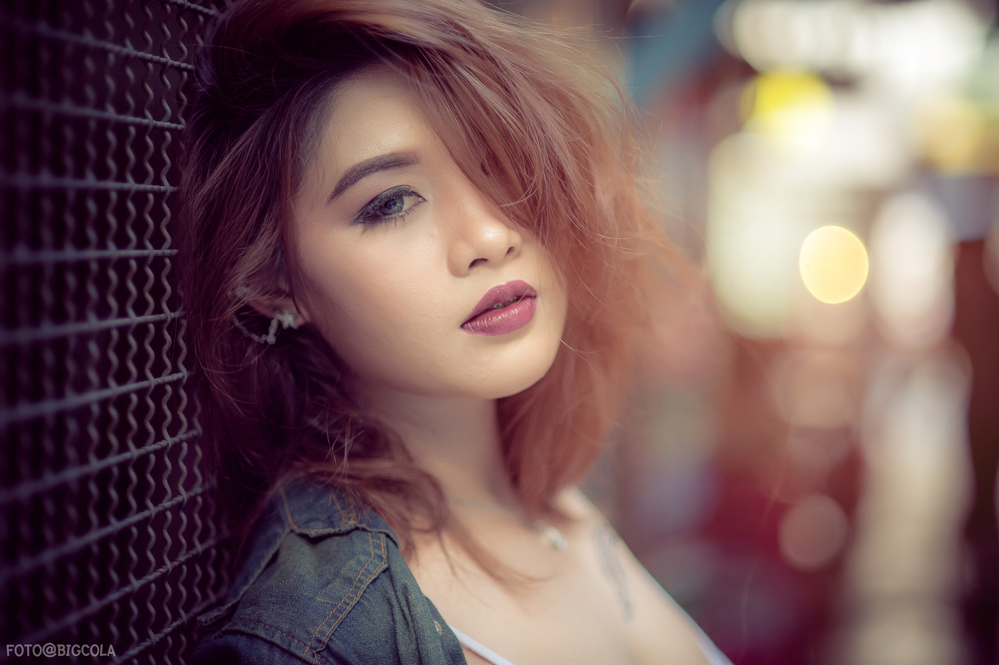 Nikon D3 + Nikon AF Nikkor 85mm F1.8D sample photo. From her eye photography